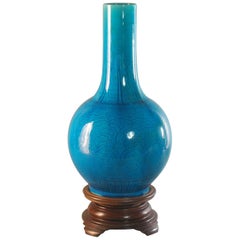 Turquoise Glazed Bottle Vase Tianqiuping Qing Dynasty, 19th Century