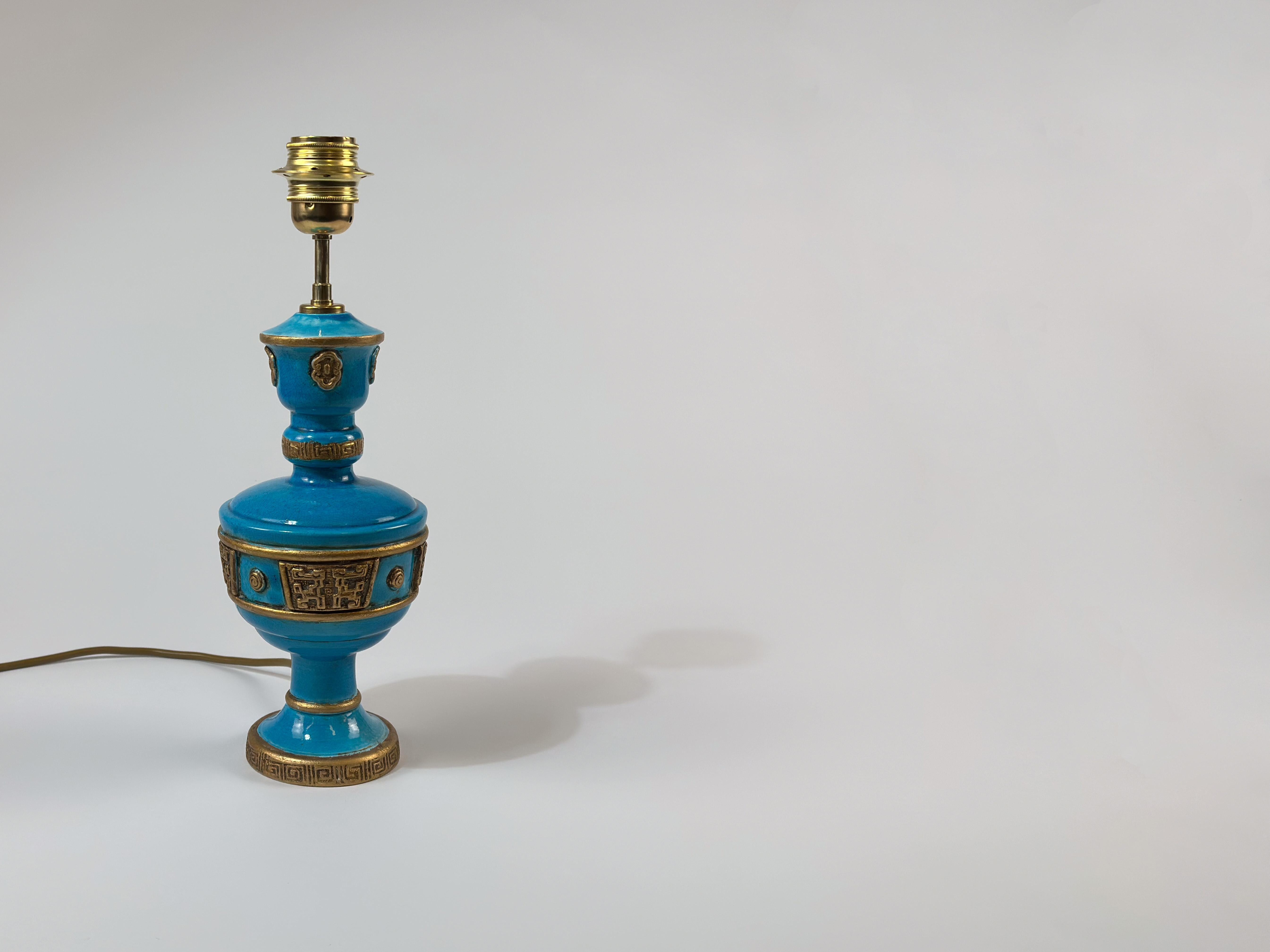 Lampada in ceramica turchese di Ugo Zaccagnini, con dettagli dorati in Asian Style, 1950 ca. in vendita 2