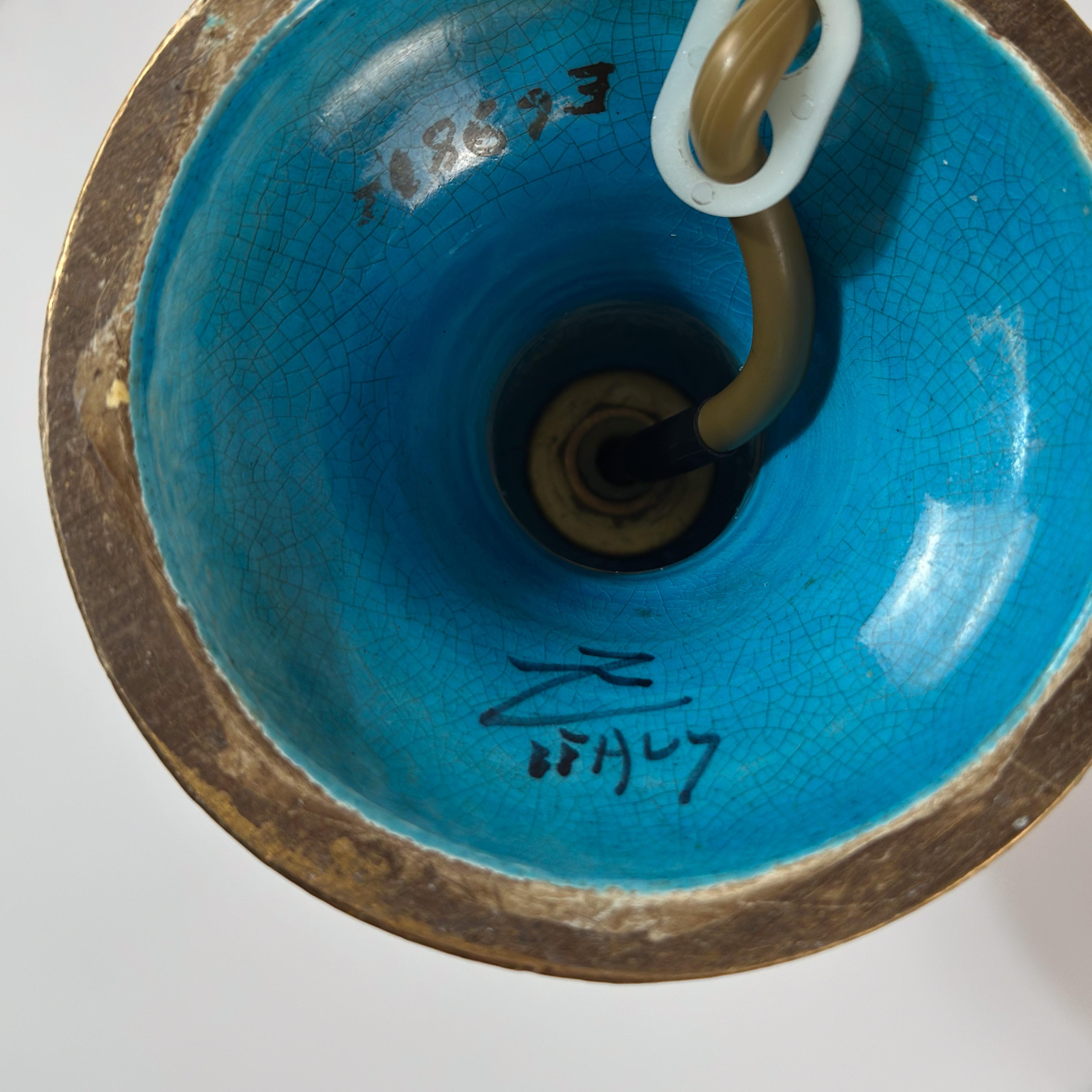 Dorato Lampada in ceramica turchese di Ugo Zaccagnini, con dettagli dorati in Asian Style, 1950 ca. in vendita