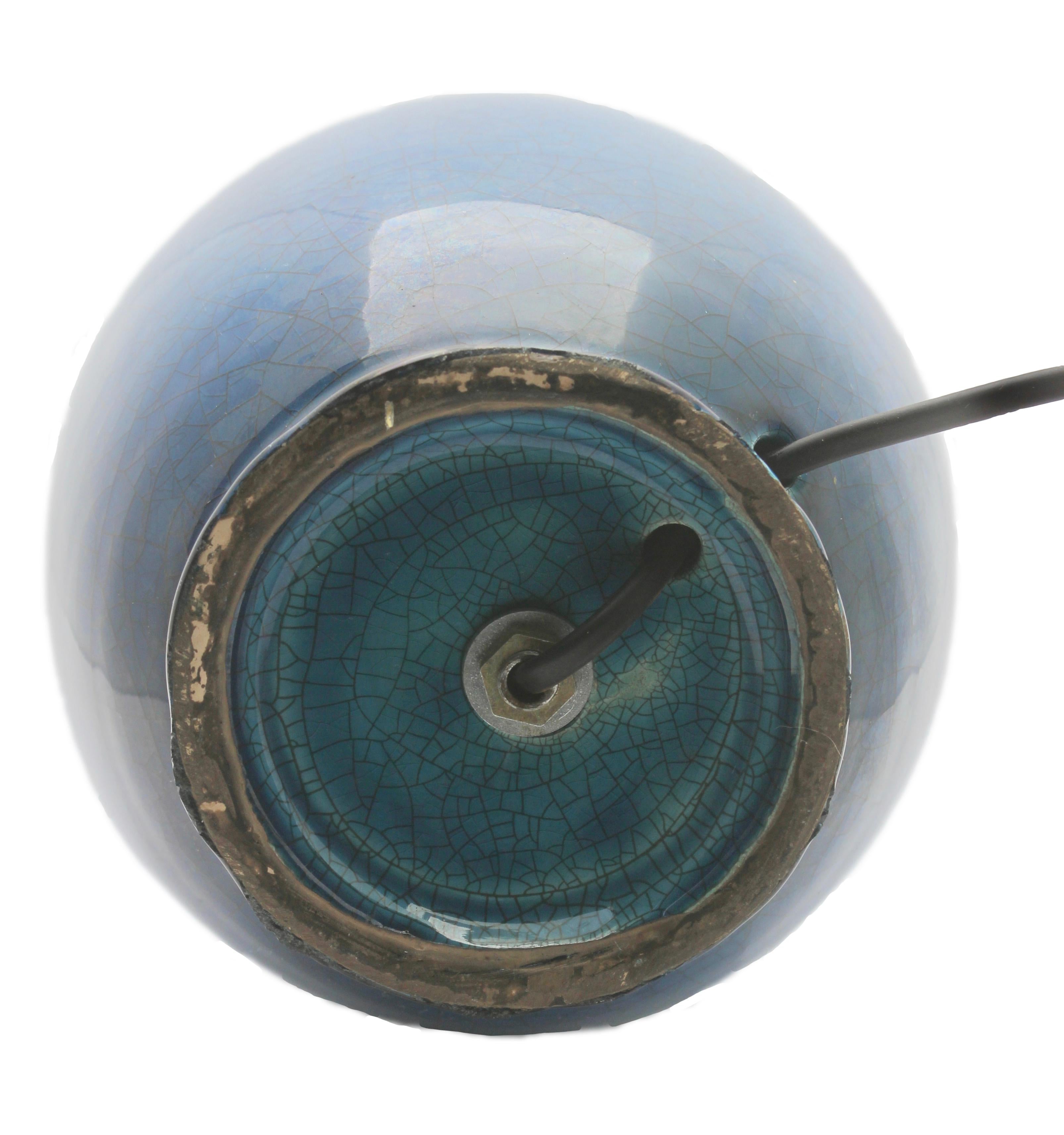 Turquoise Glazed Chinese Ceramic Table Lamp with Crackle Glaze 1