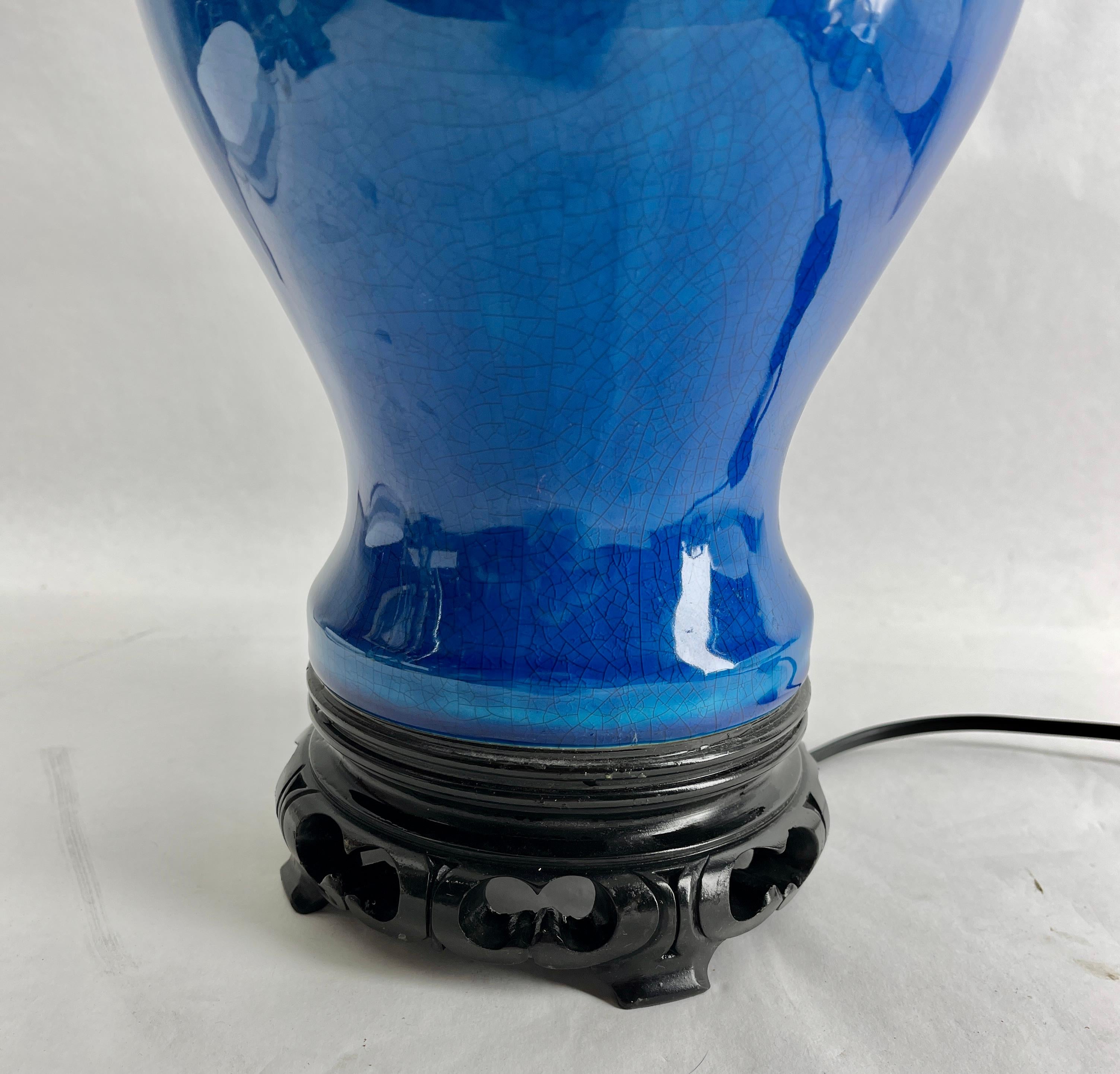 Turquoise Glacé  Lampe de table en céramique chinoise à glaçure craquelée en vente 1
