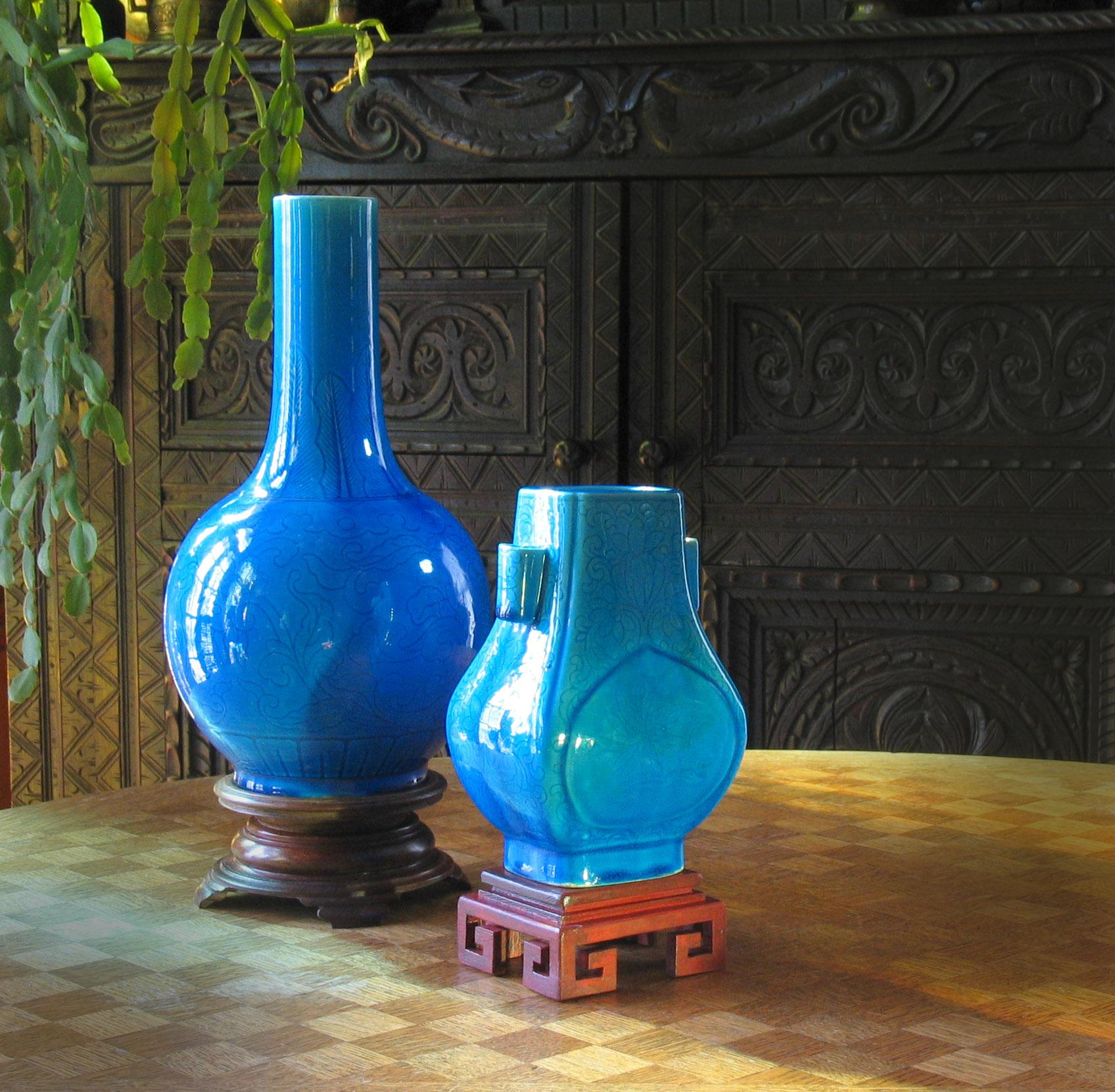 Turquoise Glazed Vase Fanghu Qing Dynasty, 19th Century 3