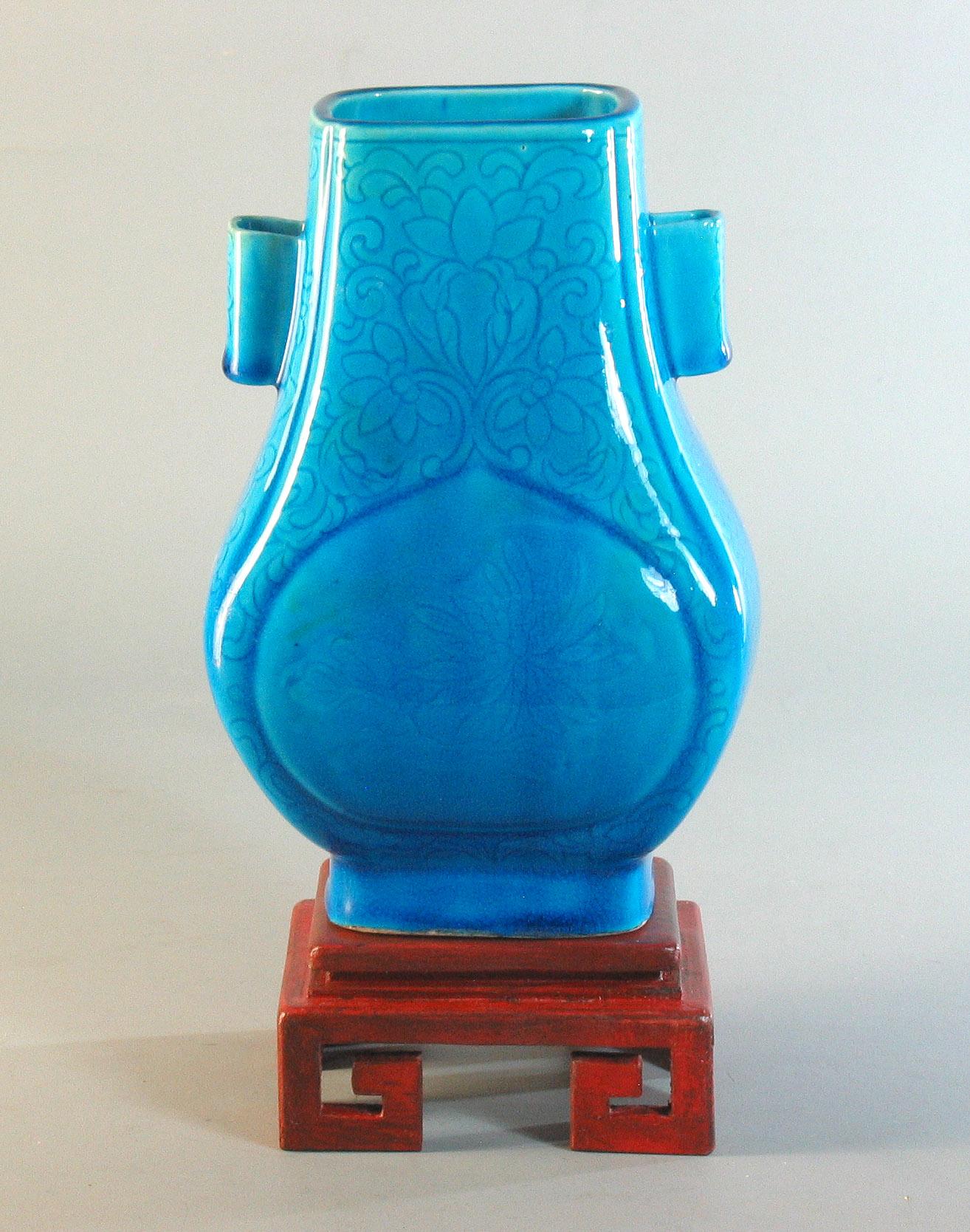 Turquoise Glazed Vase Fanghu Qing Dynasty, 19th Century 4