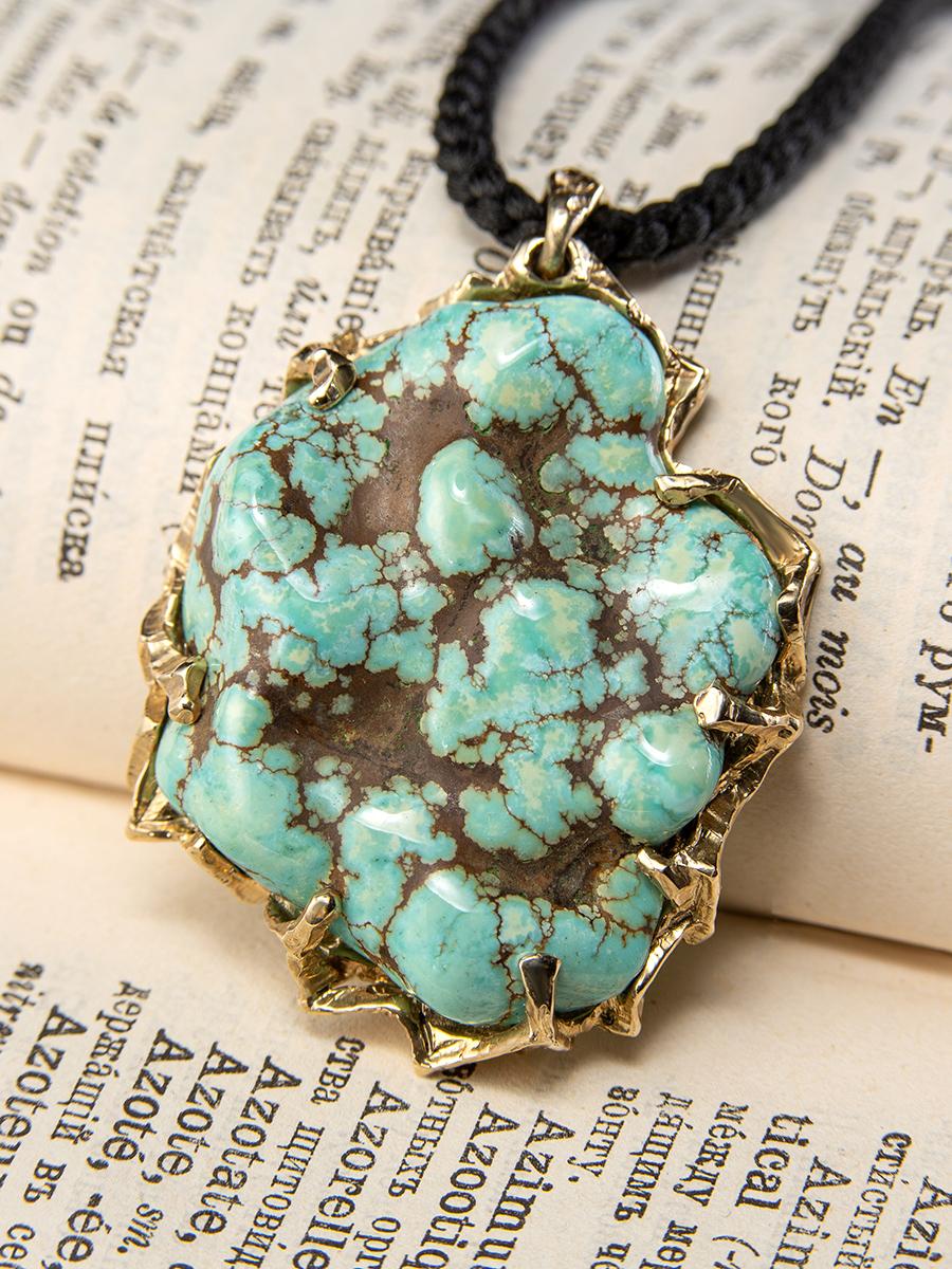 Women's or Men's Turquoise nugget gold pendant Large Gem Necklace Green blue stone For Sale