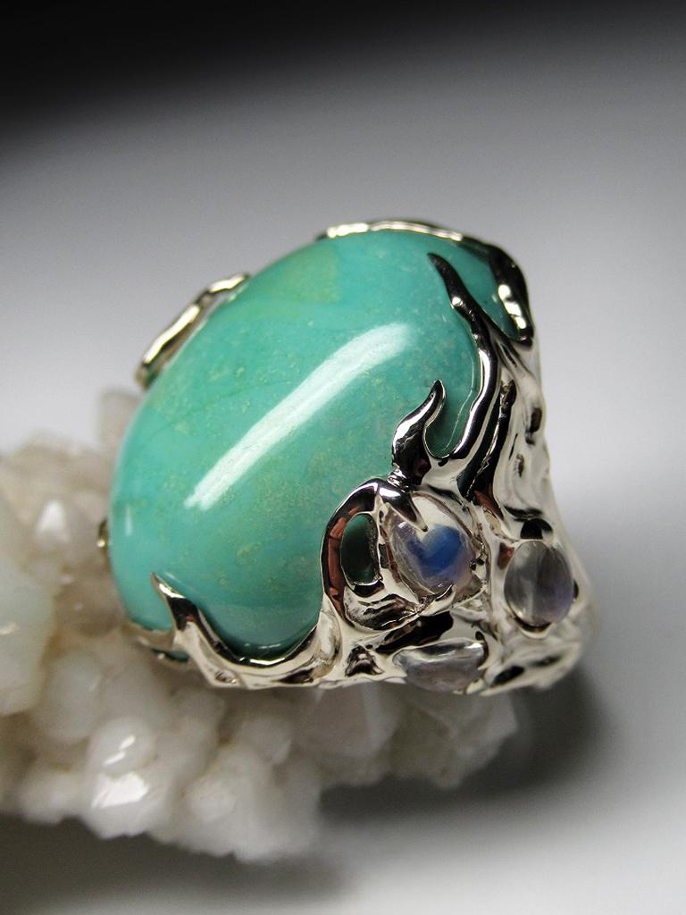 Turquoise Gold Ring with Moonstones Forest Fairy Seafoam Green Natural Gemstones For Sale 5