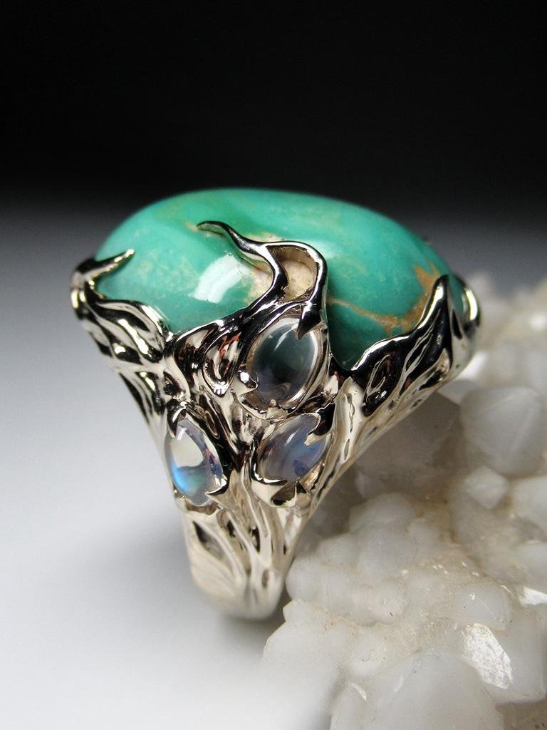 Turquoise Gold Ring with Moonstones Forest Fairy Seafoam Green Natural Gemstones For Sale 6