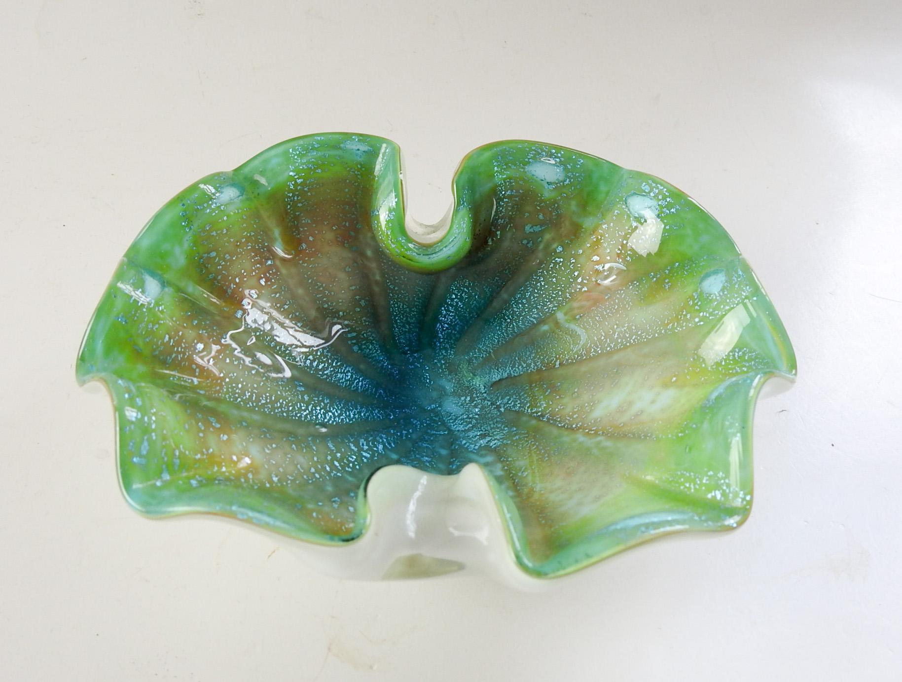 Mid-Century Modern Turquoise & Green Ruffle Murano Glass Bowl For Sale