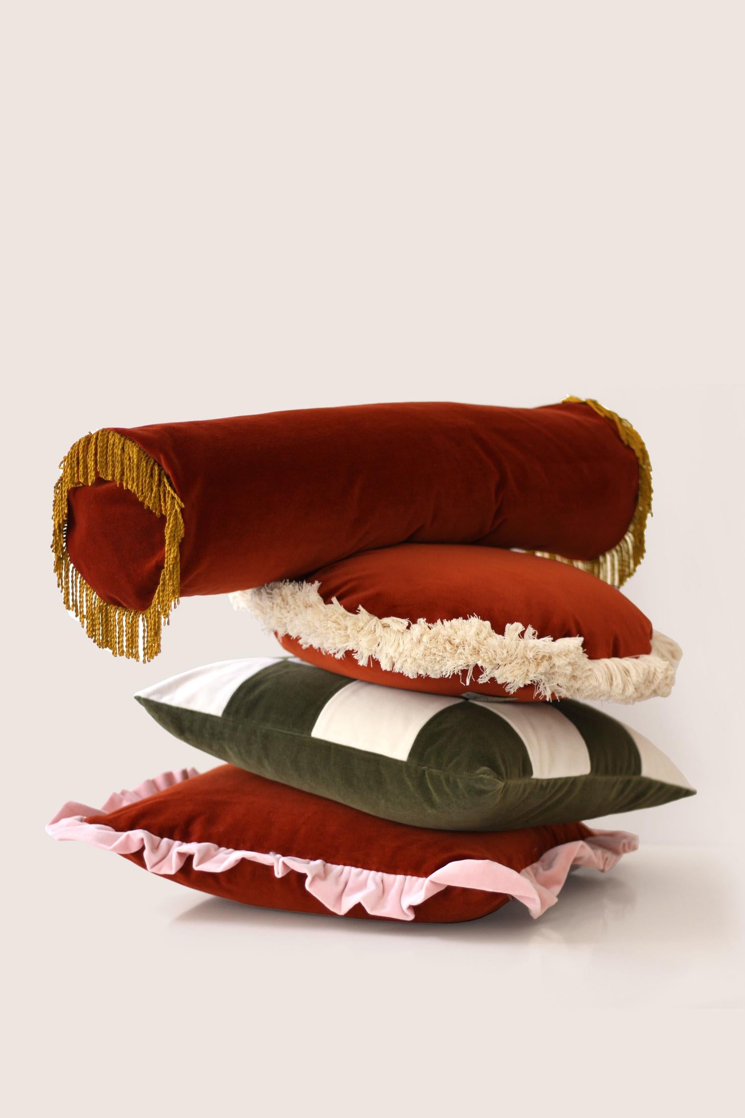 Moderne Coussin traversin Deluxe fait main turquoise II rose velours en vente