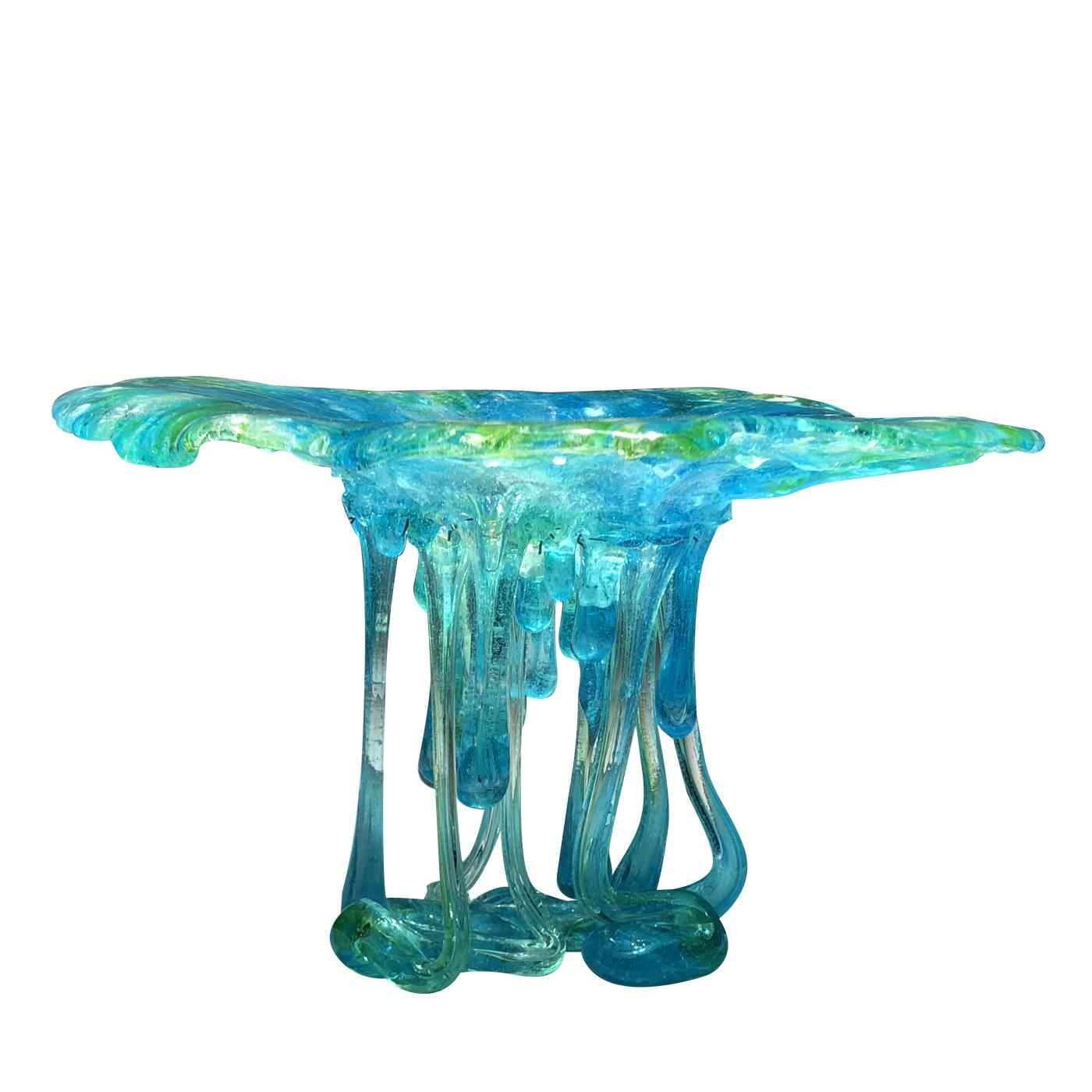 The elegance of the jellyfish is conjured up with this unique Murano glass sculpture in dark and light blues. The flowing, open top of the sculpture and the dripping, coiled section underneath is reminiscent of a flowing jellyfish and its tentacles.