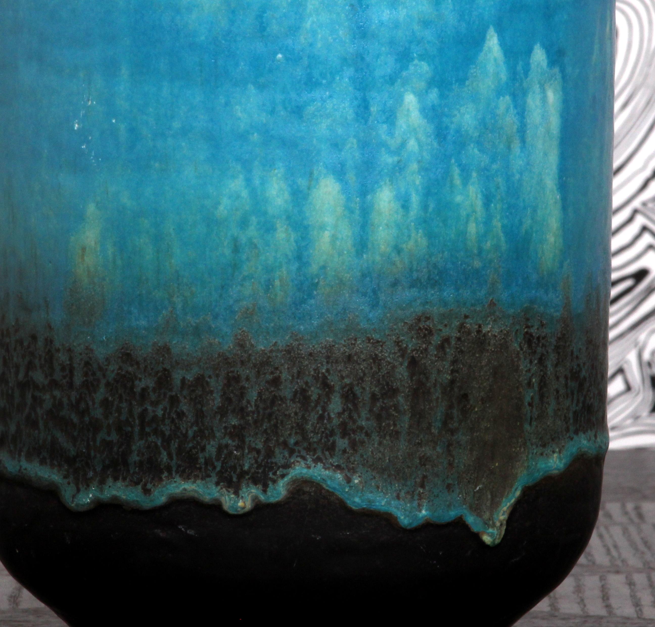 turquoise lava glazed RUSCHA FLOOR VASE 60s 70s  hand-thrown marked G.- 863-40  For Sale 3