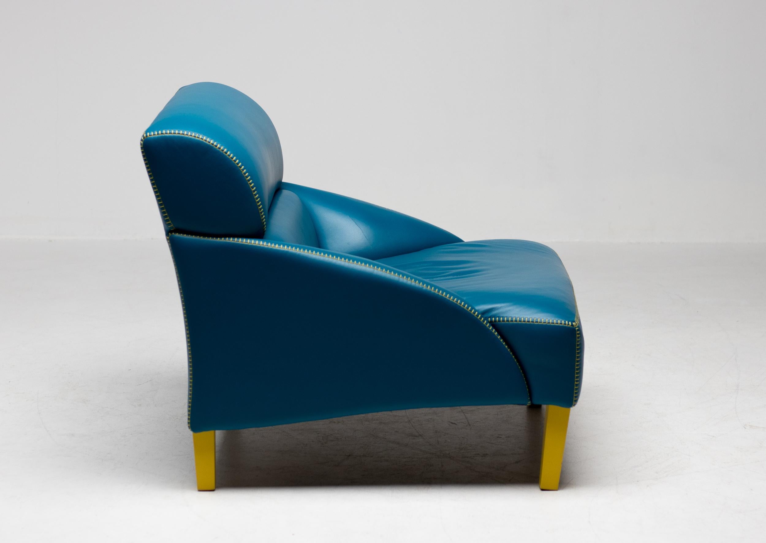 Turquoise Love Seat by Nicoline Salotti  In Good Condition In Dronten, NL