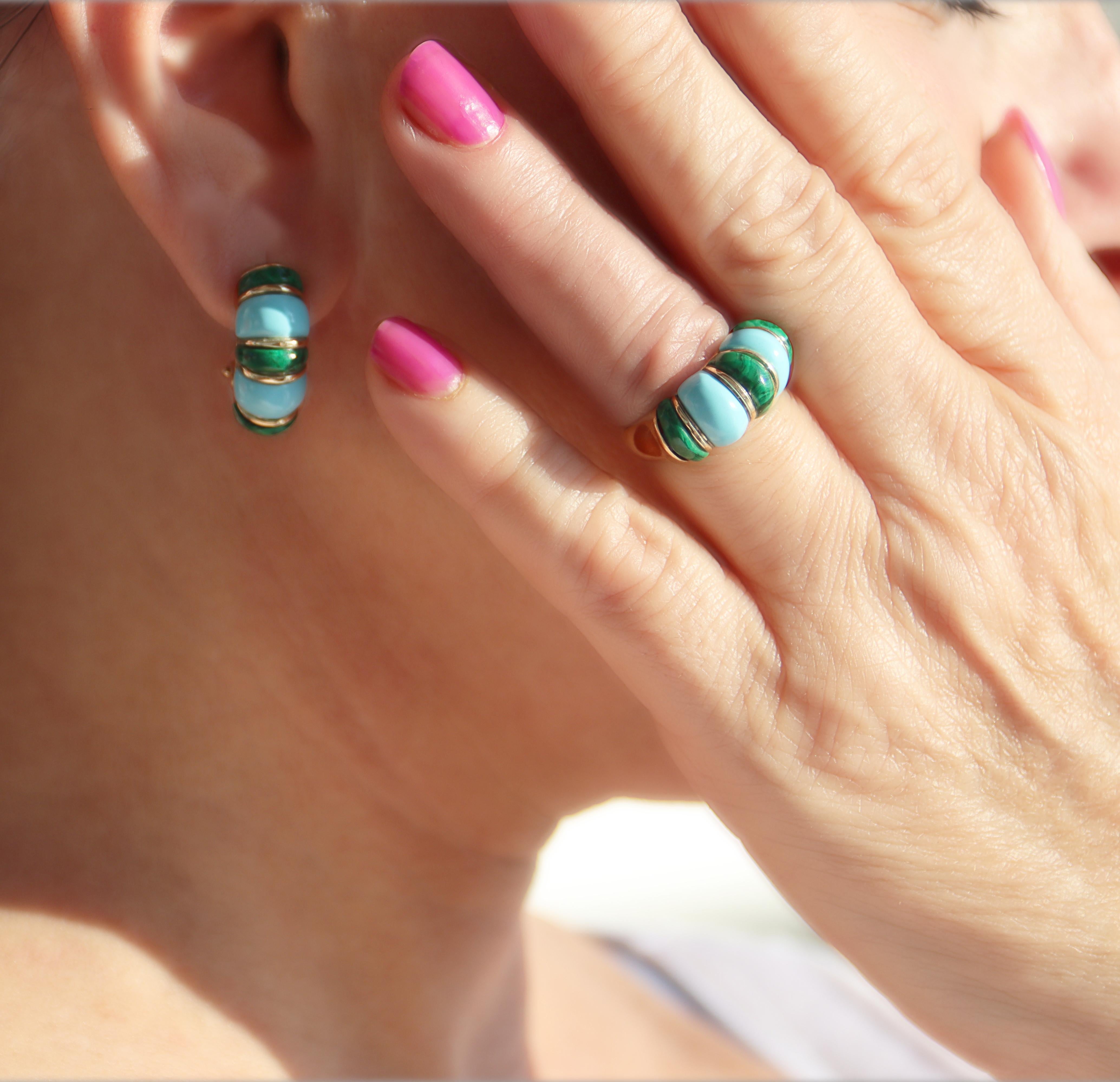 Donna Orecchini a perno in oro giallo 18 carati con malachite e turchese in vendita