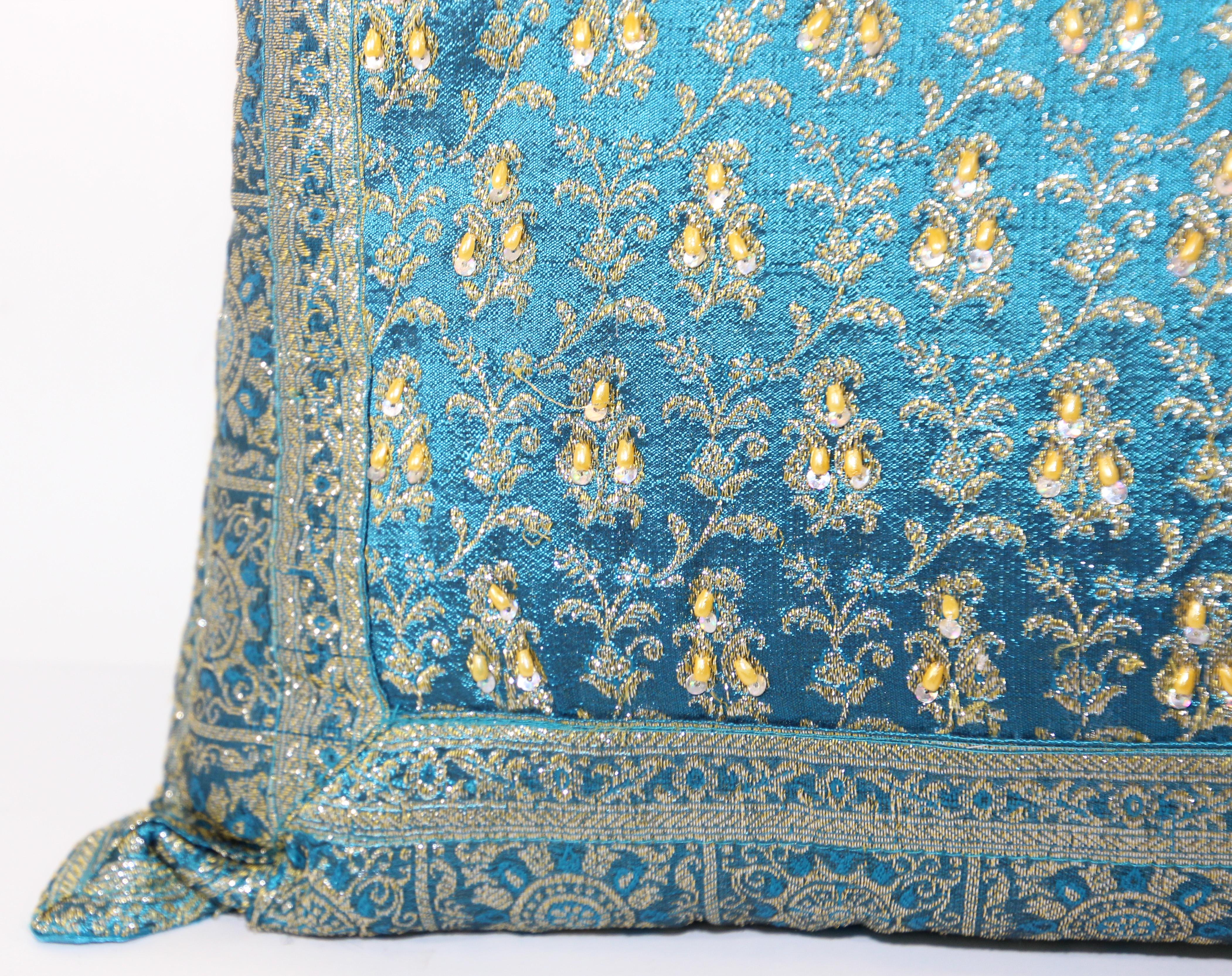 Turquoise Mughal Style Decorative Throw Pillow Embellished with Sequins and Bead In Good Condition For Sale In North Hollywood, CA