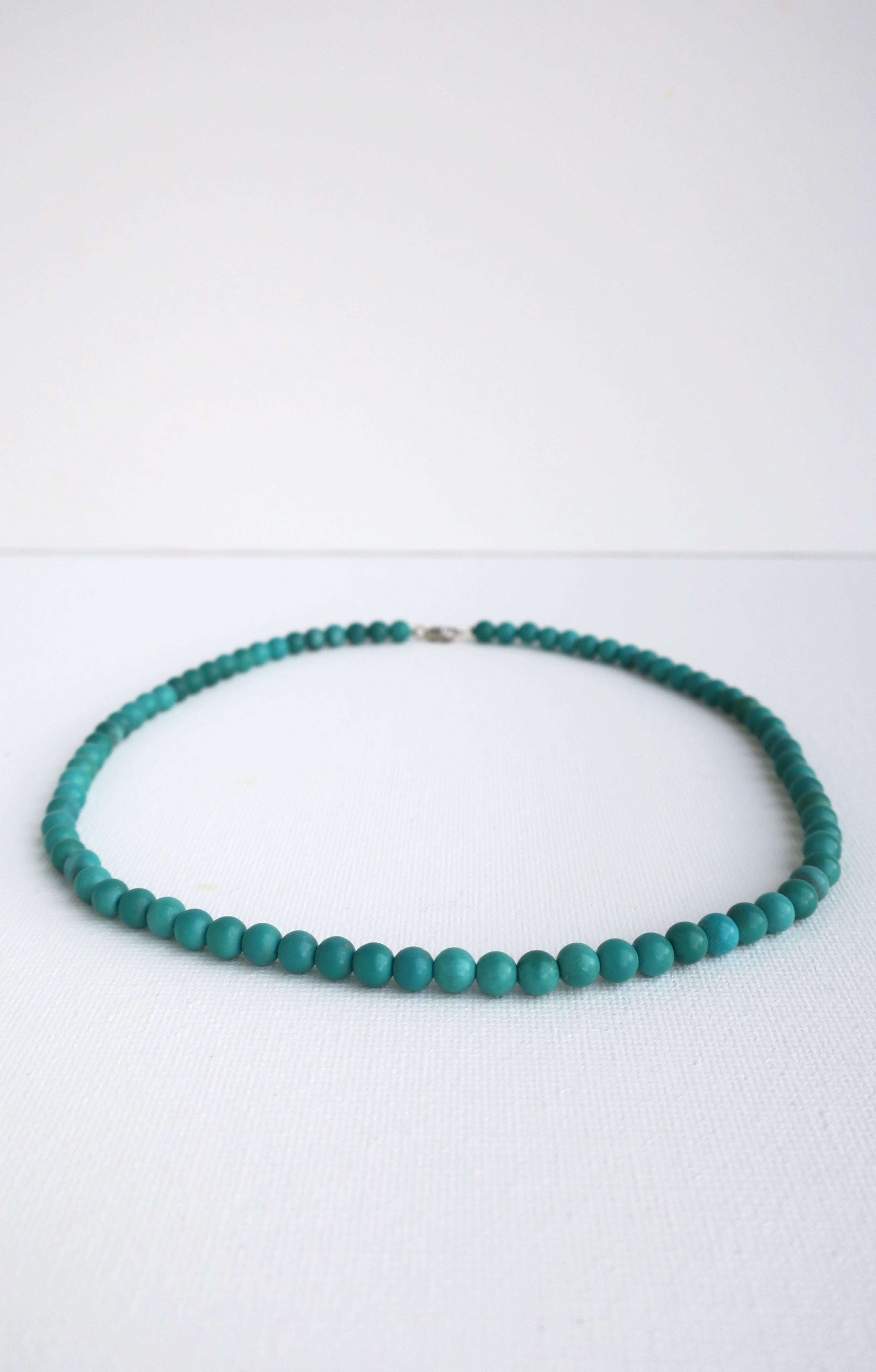 Turquoise Bead Necklace and Choker Necklace For Sale 3