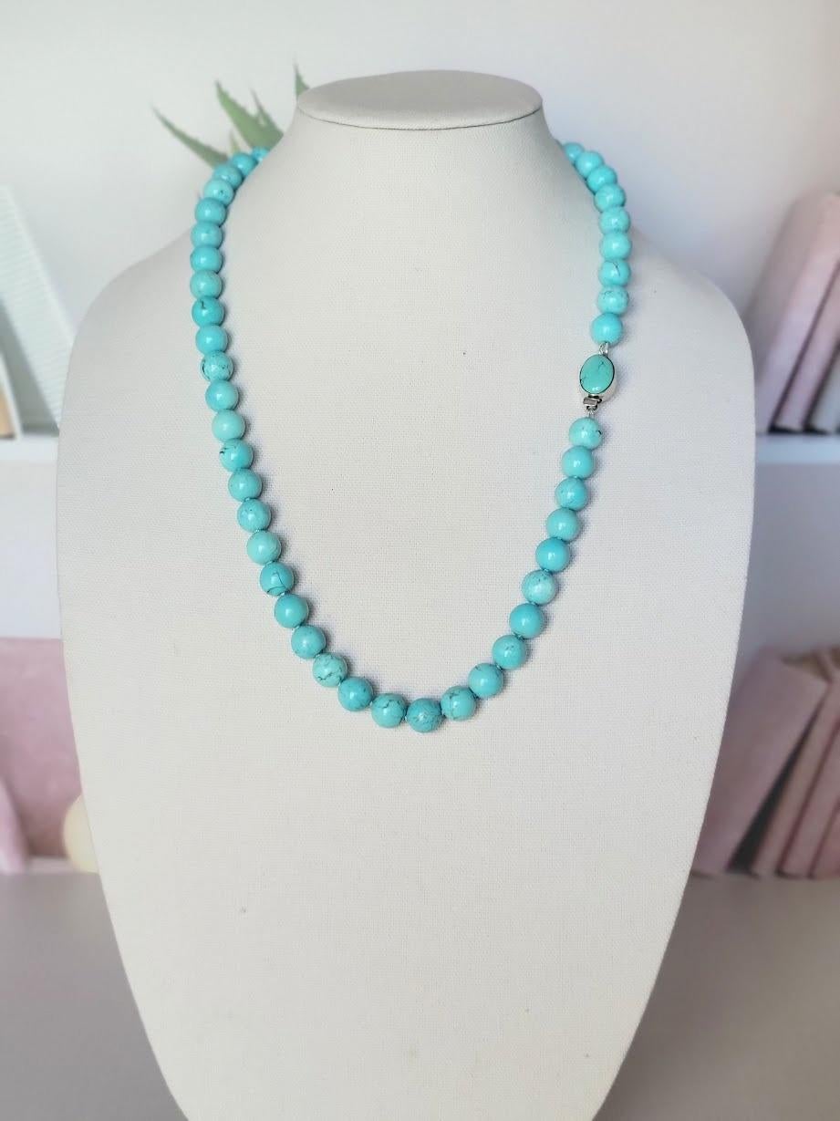 Turquoise Necklace with Turquoise Silver Clasp For Sale 2
