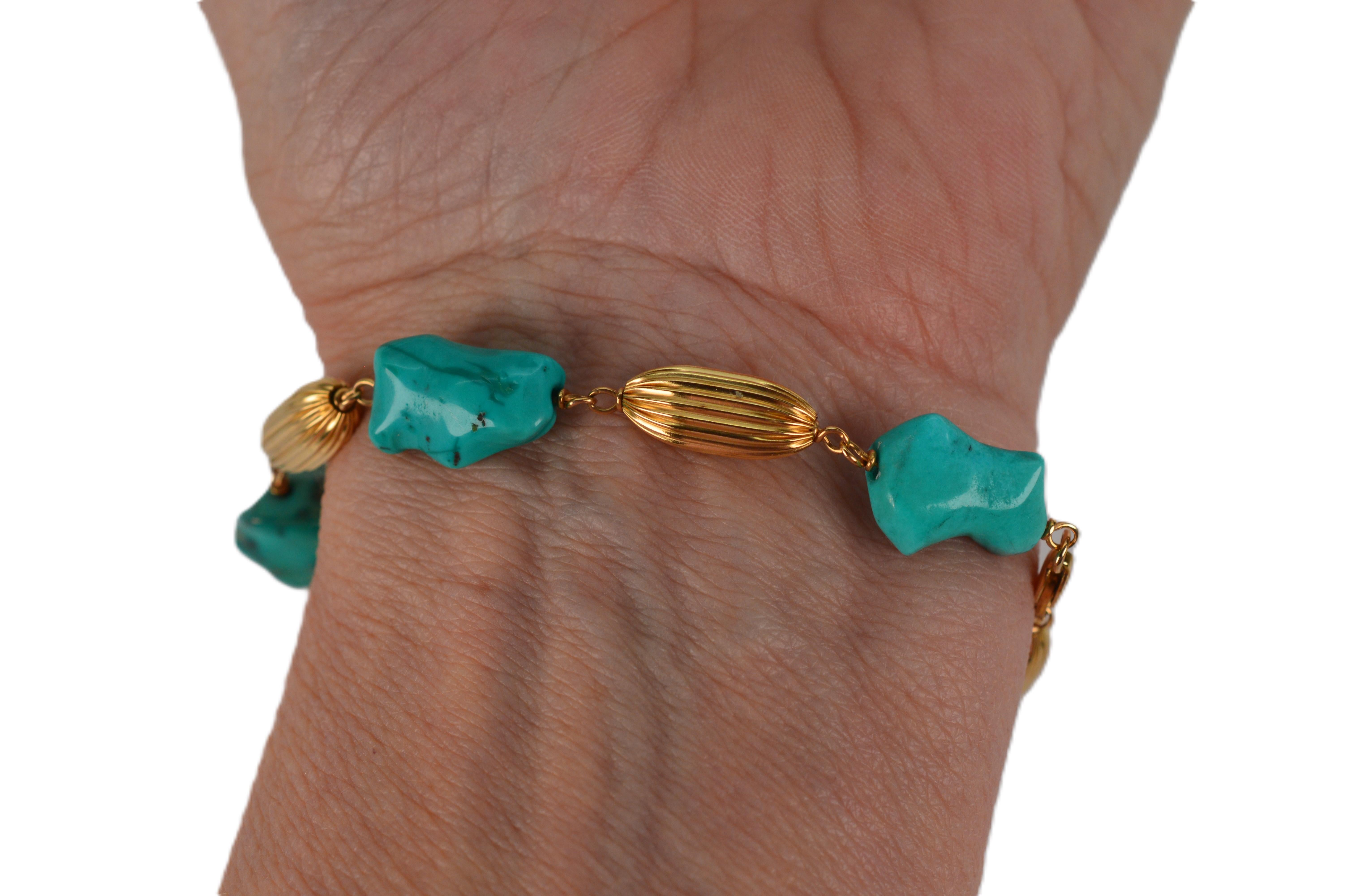 Turquoise Nugget 14 Karat Yellow Gold Bracelet im Angebot 1