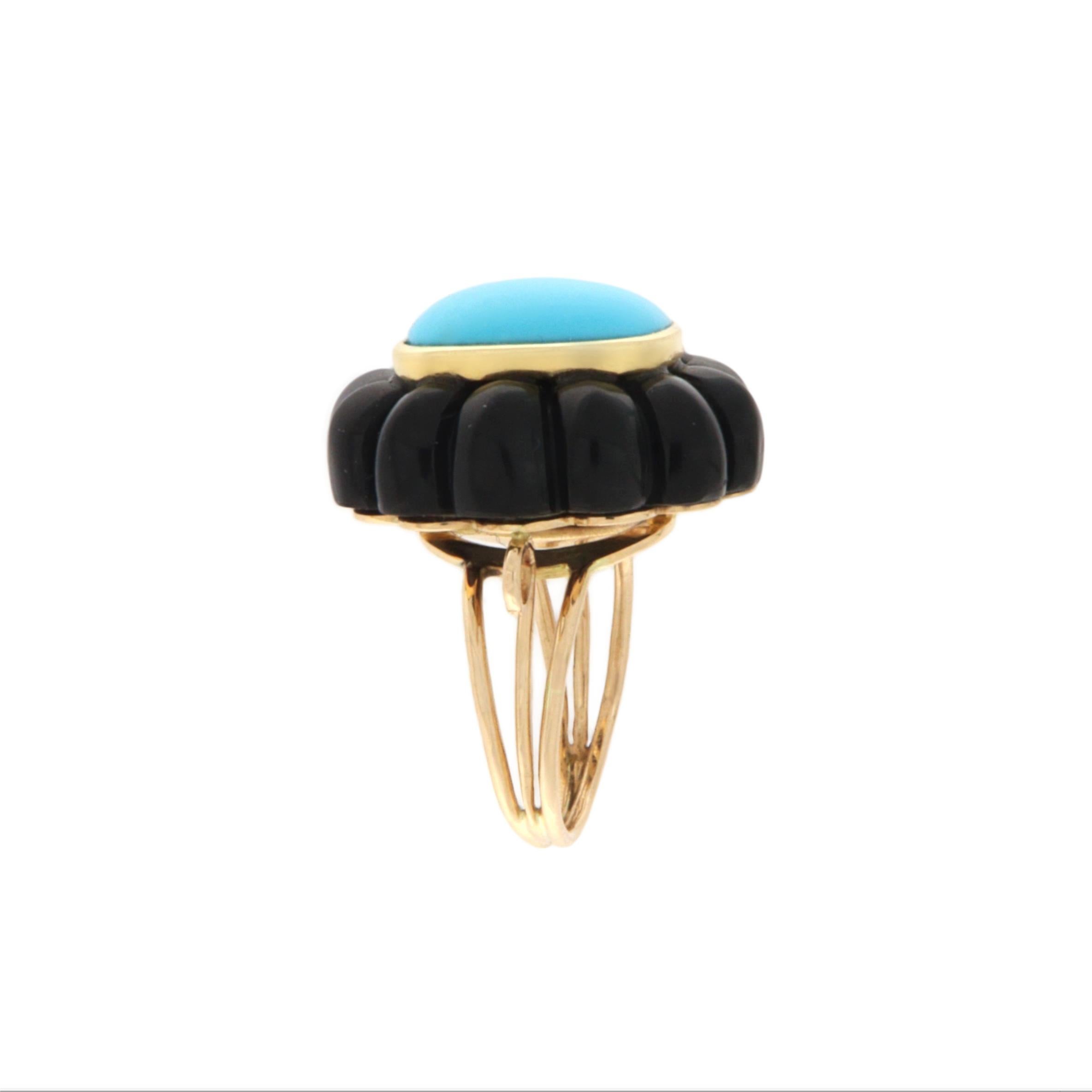 Oval Cut Turquoise Onyx 14 Karat Yellow Gold Cocktail Ring For Sale