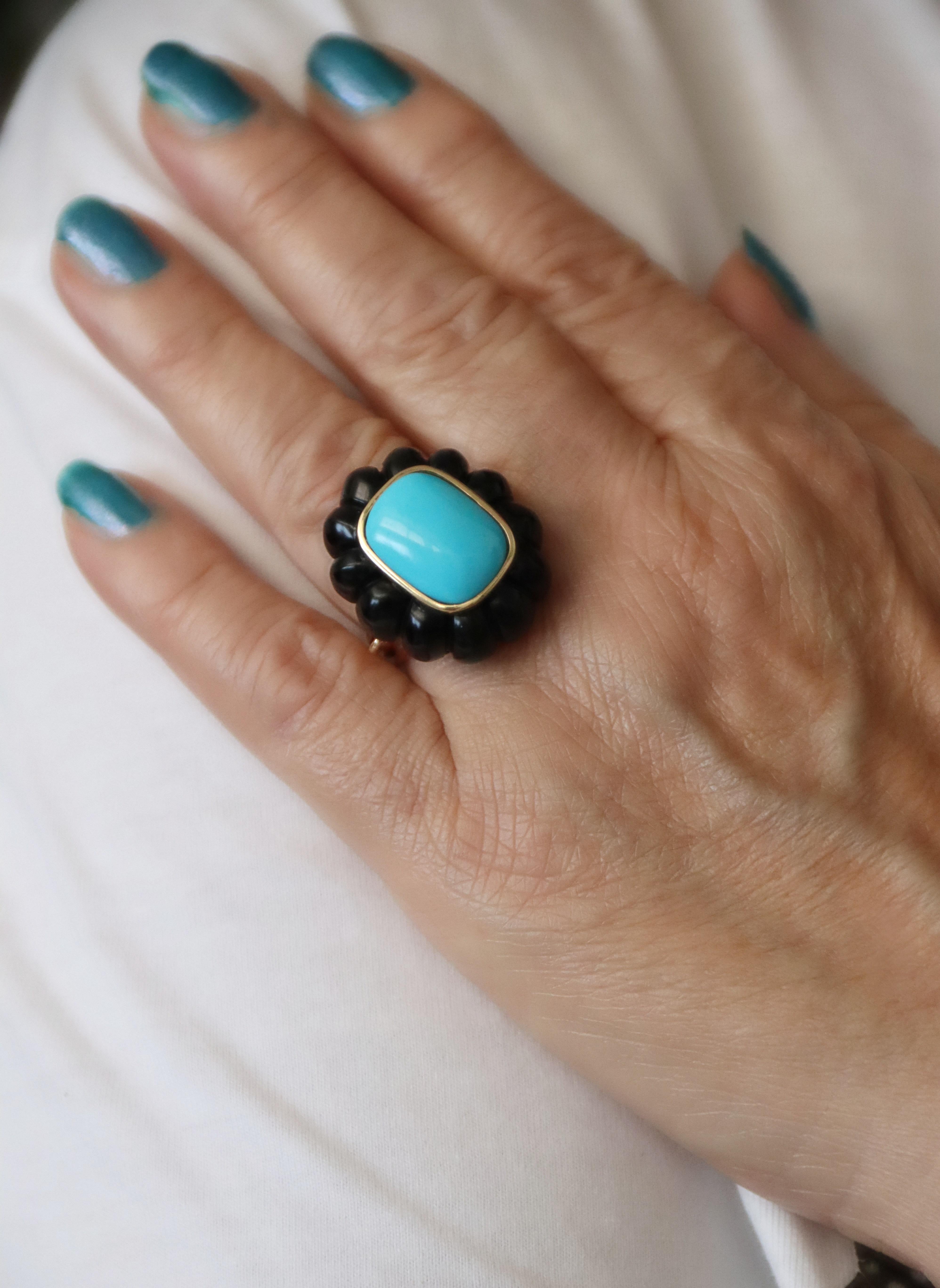 Turquoise Onyx 14 Karat Yellow Gold Cocktail Ring For Sale 1