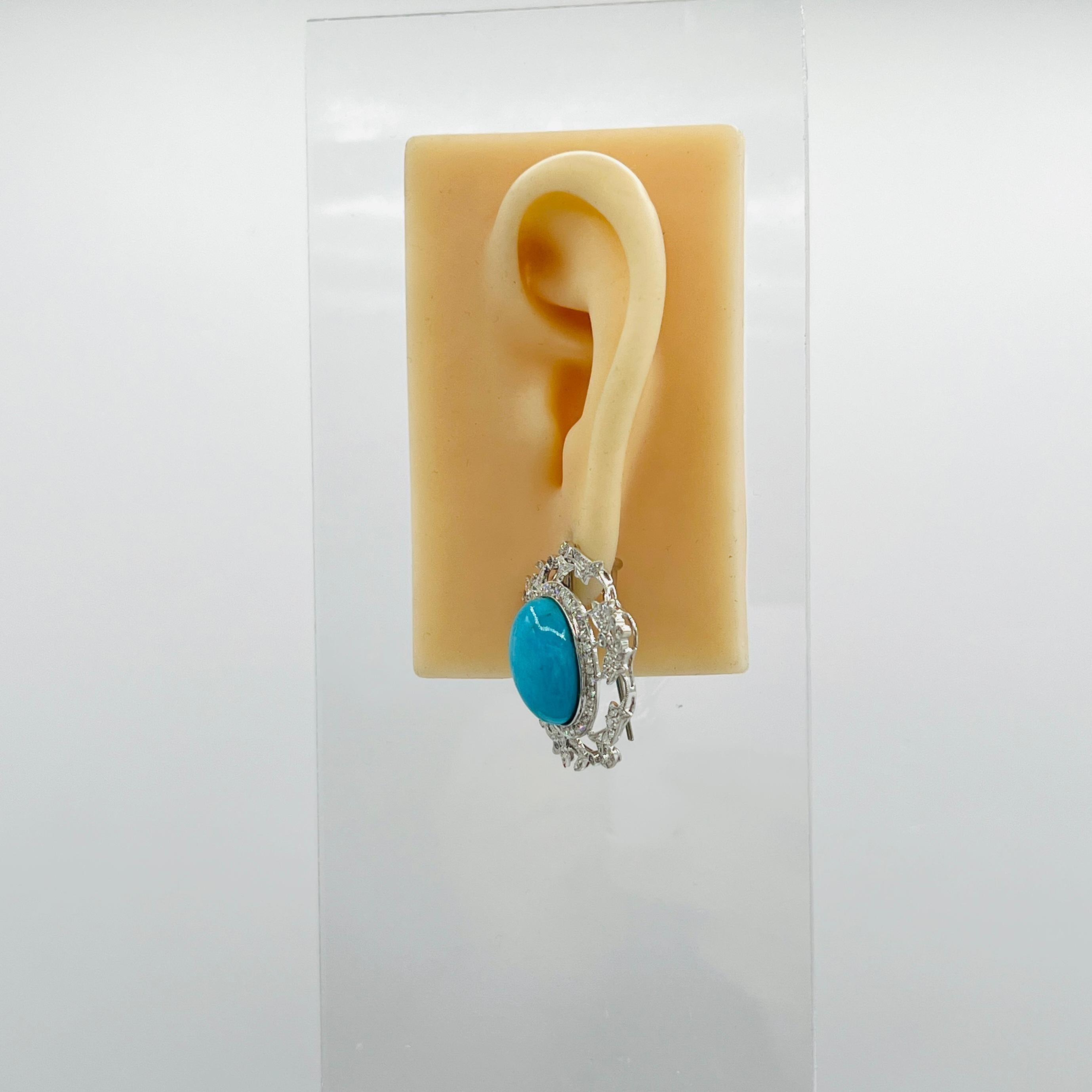 Taglio ovale Orecchini con cabochon ovale di turchese e diamanti bianchi in oro bianco 18 carati in vendita