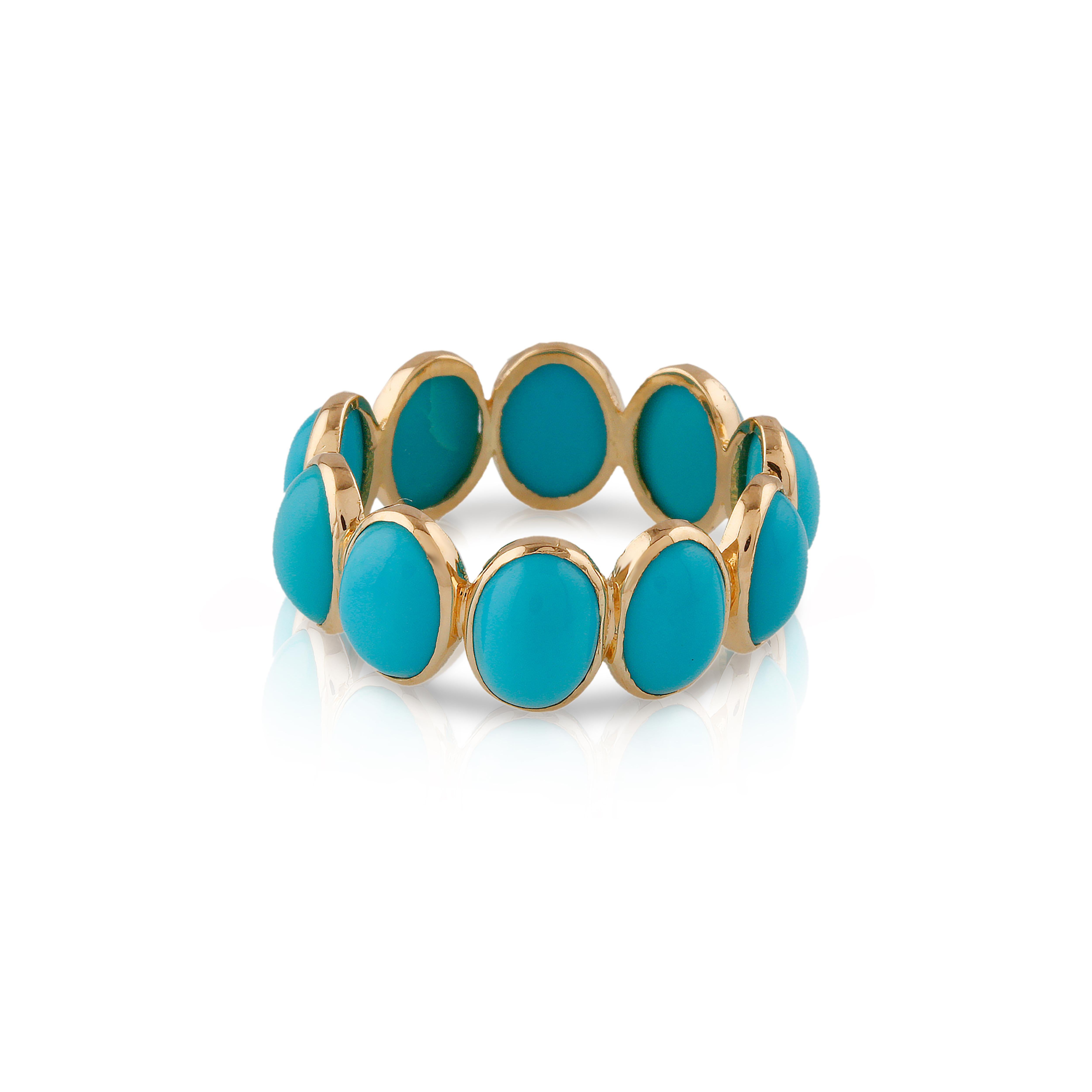 La bague Tresor Beautiful Ring est ornée de 6,25 carats de turquoise. Les bagues sont une ode à la beauté luxueuse et classique, avec des pierres précieuses étincelantes et des teintes féminines. Leur design contemporain et moderne les rend parfaits