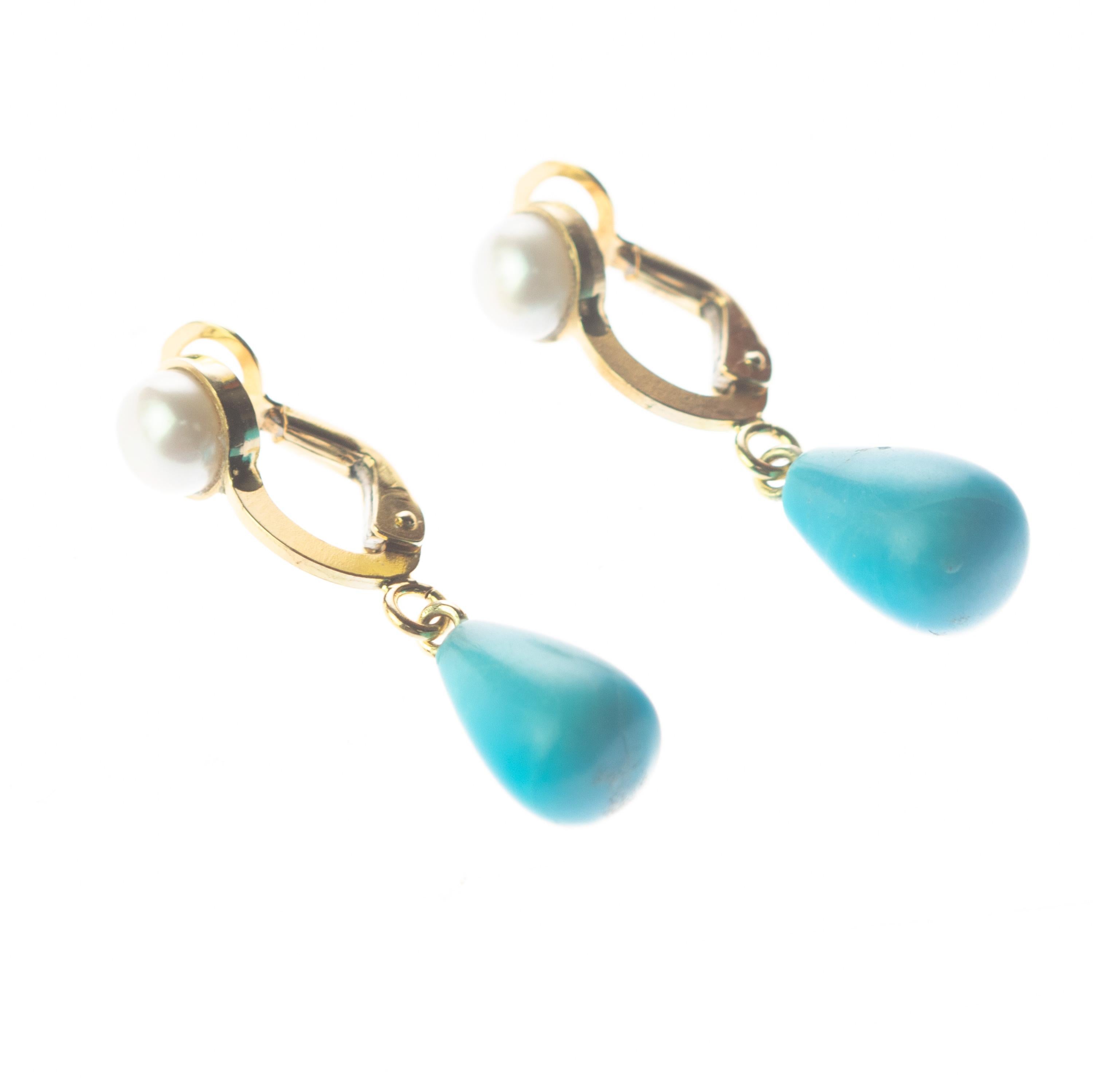 Pear Cut Turquoise Pearl 18 Karat Gold Tear Drop Clip on Modern Cocktail Chic Earrings For Sale