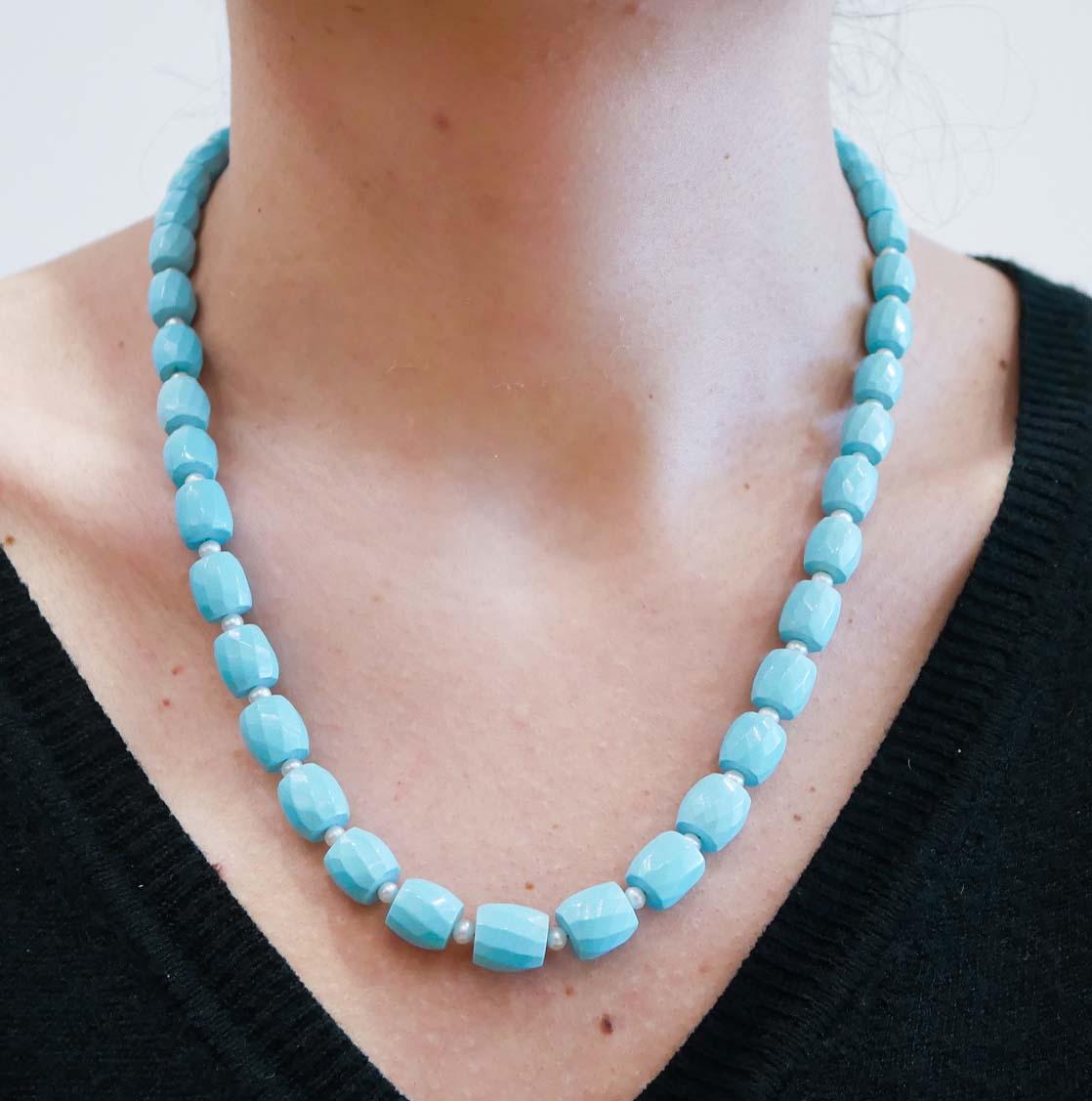 Turquoise, Pearls, 18 Karat Yellow Gold Necklace. In condizioni buone in vendita a Marcianise, Marcianise (CE)