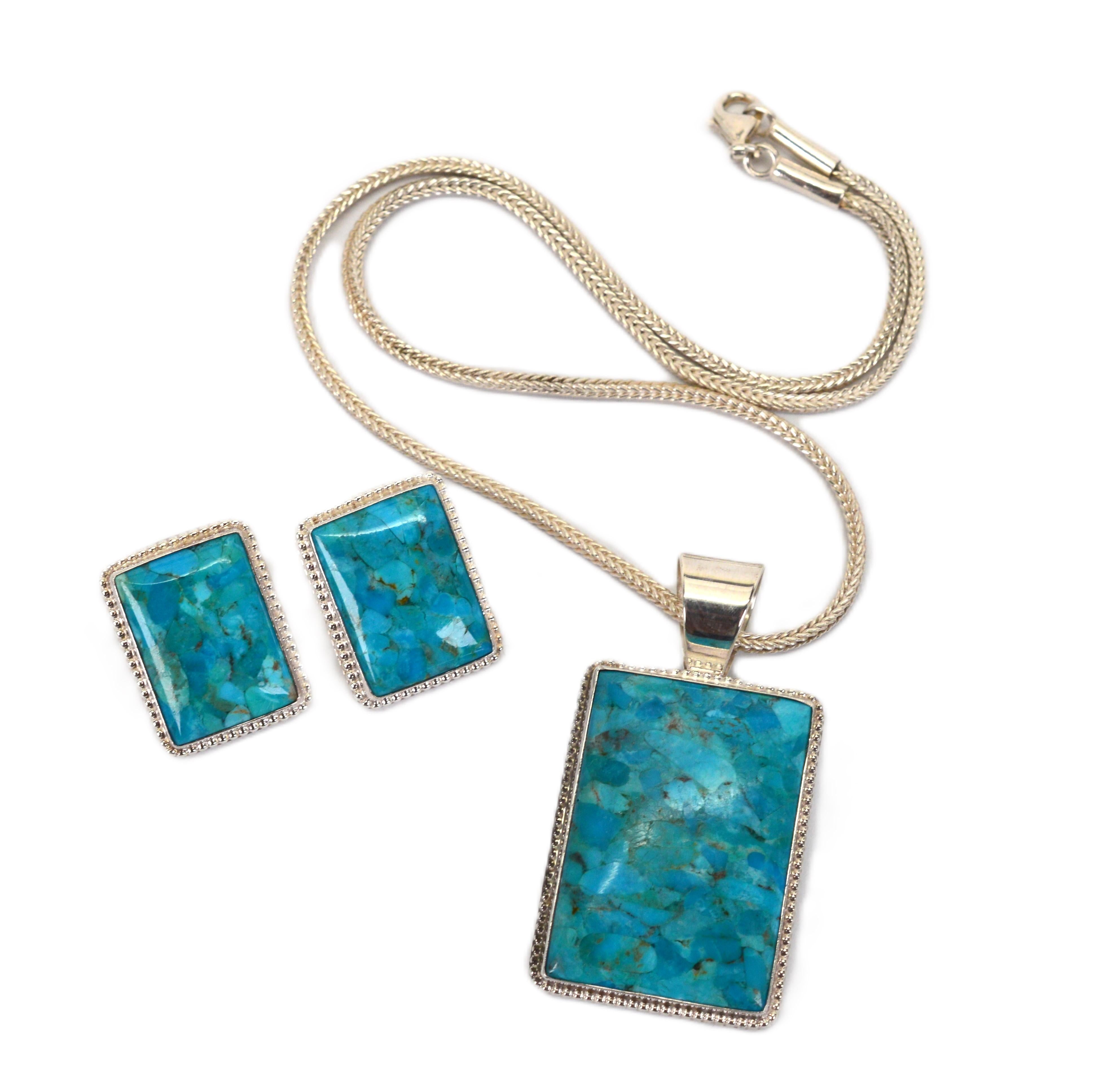 Collar de plata de ley con colgante de turquesa y conjunto de pendientes a juego Corte cuadrado en venta