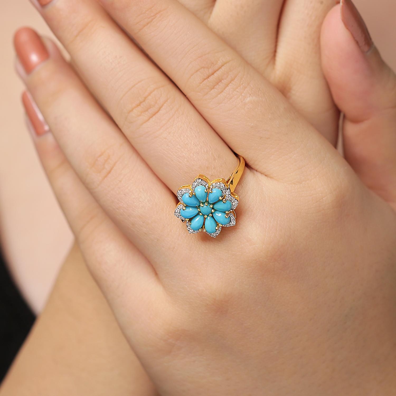 For Sale:  Turquoise Ring with Diamond in 14k Gold 5