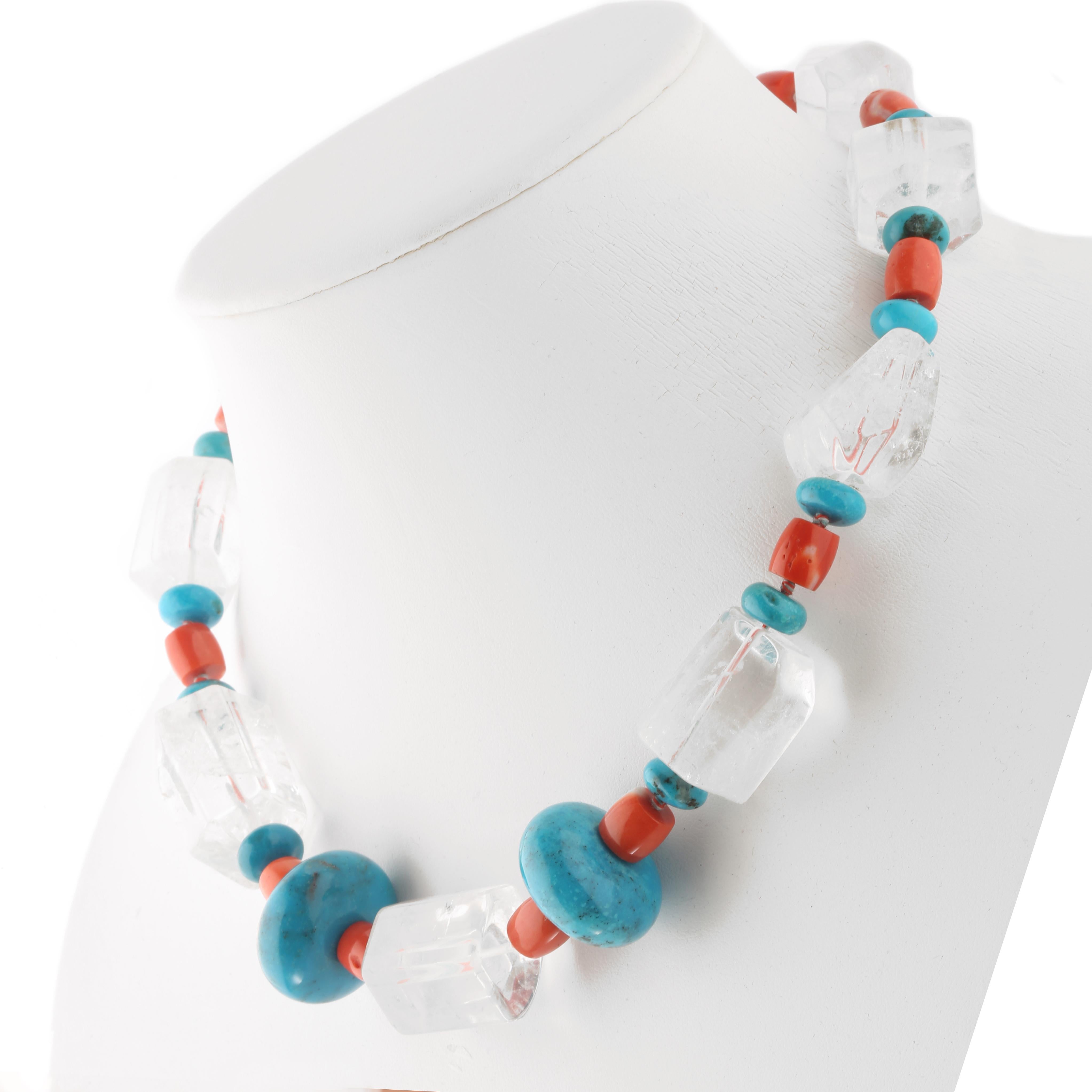 Taglio misto Collana di perline con cristalli di rocca turchese e corallo rosso in argento Intini Jewels in vendita