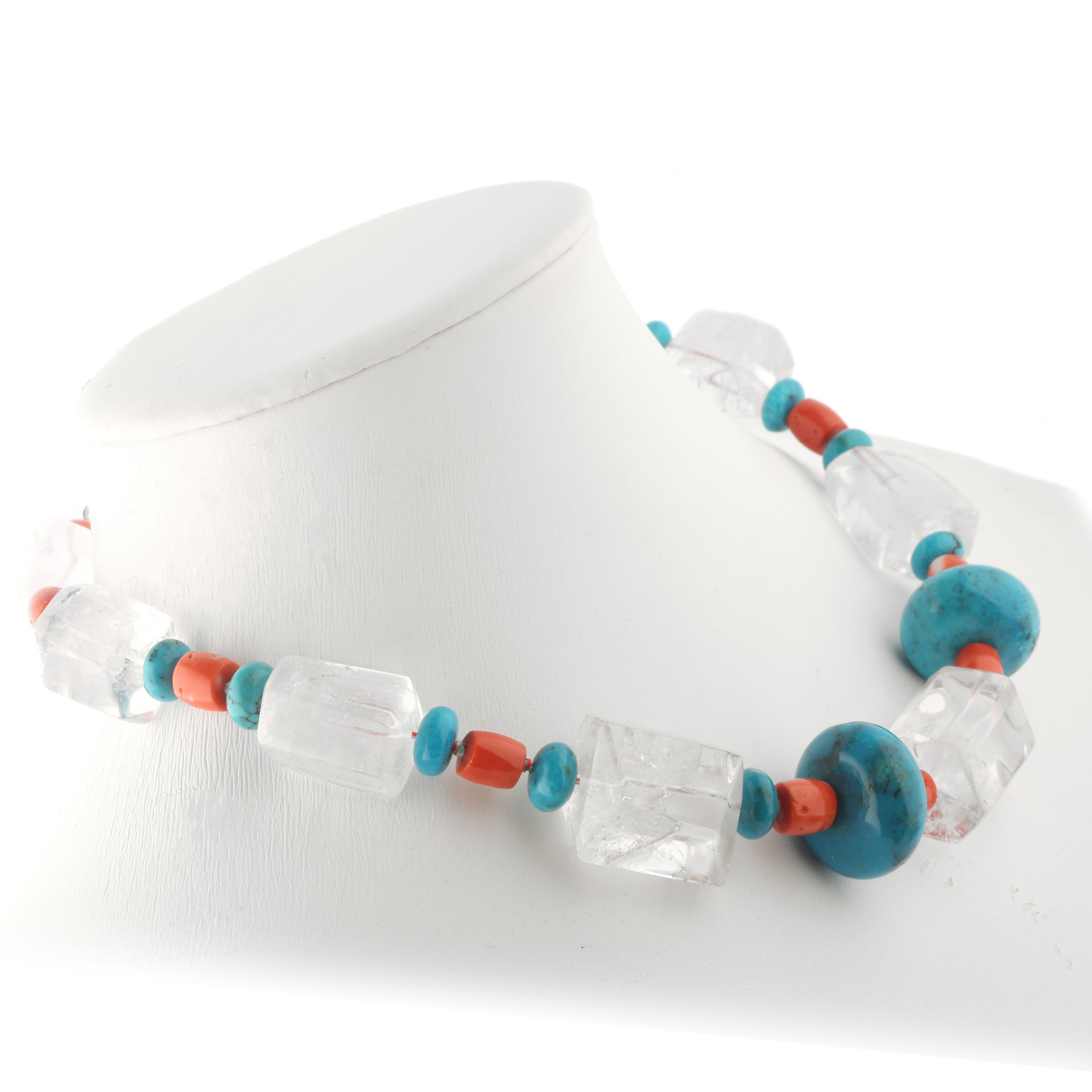 Collana di perline con cristalli di rocca turchese e corallo rosso in argento Intini Jewels In condizioni Nuovo in vendita a Milano, IT