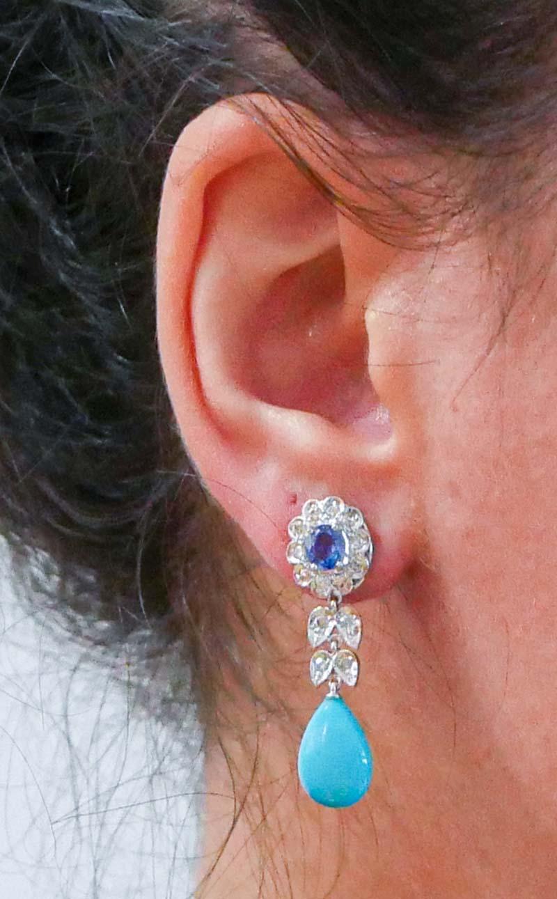 Turquoise, Sapphires, Diamonds, Platinum Dangle Earrings. In Good Condition For Sale In Marcianise, Marcianise (CE)