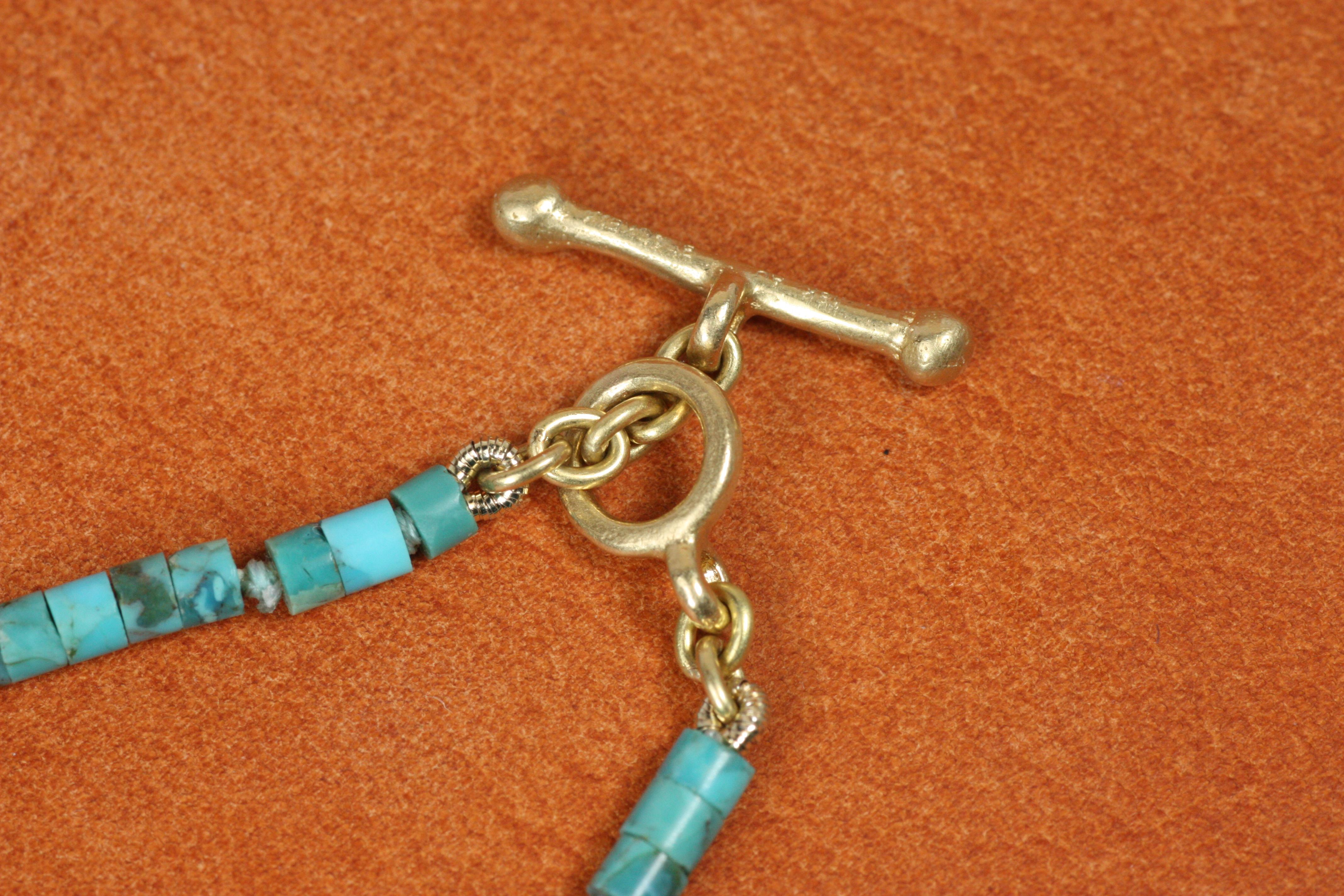 Turquoise Scarab, Gold Nugget, Coral Necklace – Egyptian Revival, Yellow Gold im Angebot 2