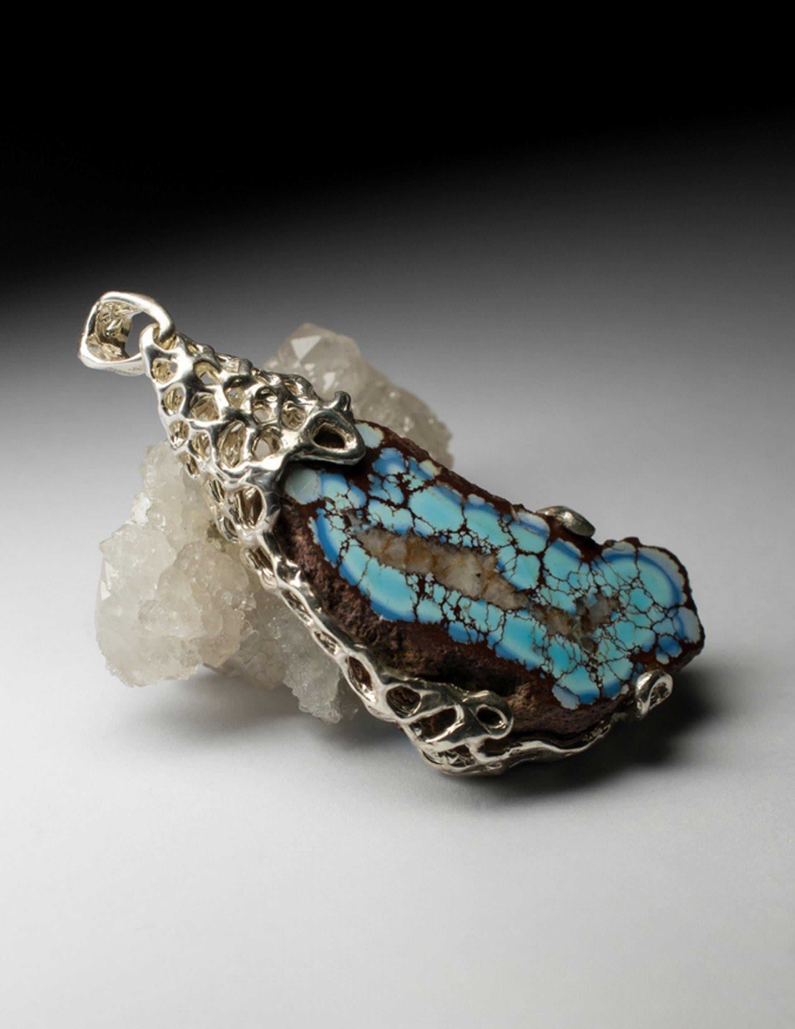 Silver pendant with natural Turquoise
turquoise origin - Kazakhstan
stone measurements - 0.51 х 0.87 х 1.54 in / 13 х 22 х 39 mm
stone weight - 64.5 carats
pendant weight - 21.01 grams
pendant height - 2.36 in / 60 mm


We ship our jewelry worldwide