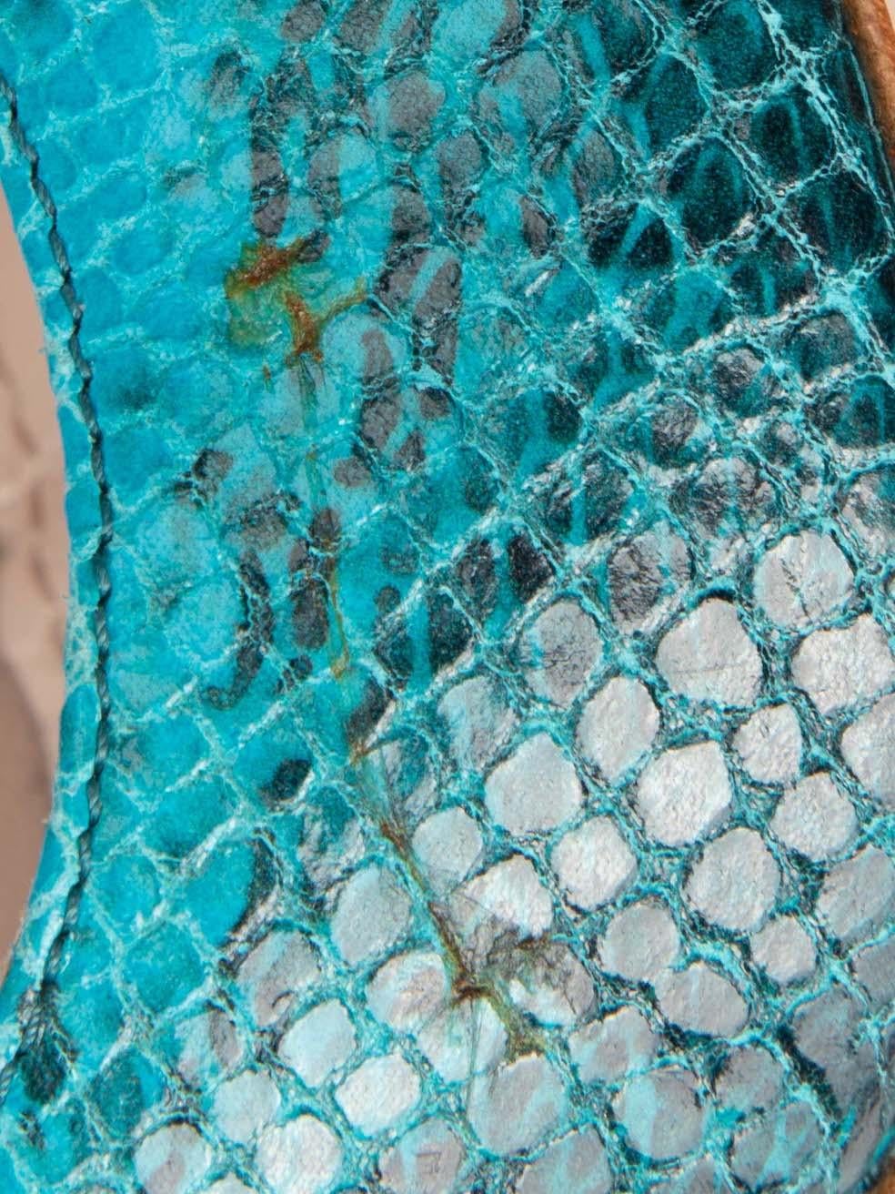 Turquoise Snakeskin Pointed Toe Pumps Size IT 41 1