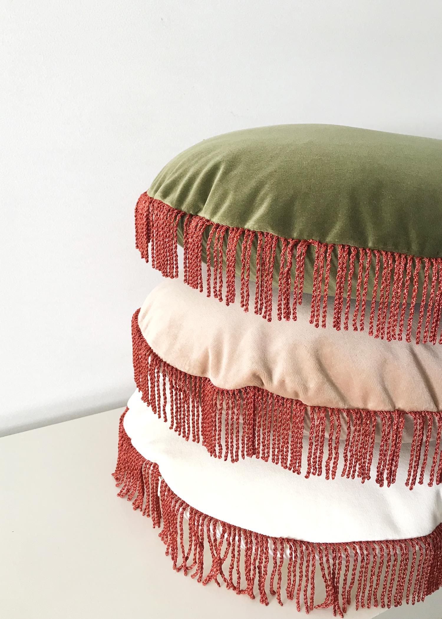 Cojín Redondo Turquesa Piedra Verde Terciopelo Deluxe Hecho a Mano Labor de retazos en venta