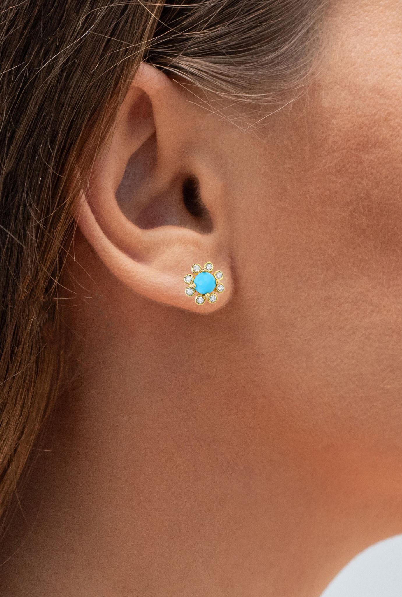 Contemporary Turquoise Stud Earrings Diamonds 0.72 Carats 18K Yellow Gold For Sale