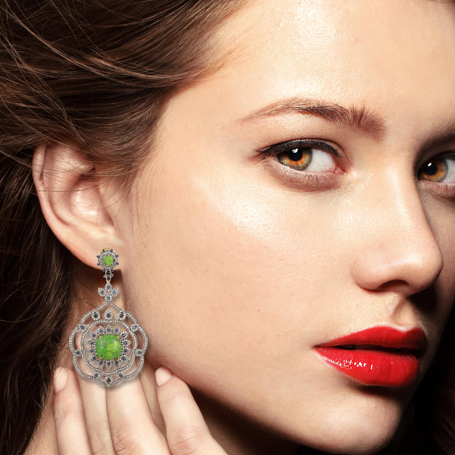 Türkis Tsavorit Blauer Saphir Diamant-Ohrringe (Gemischter Schliff) im Angebot
