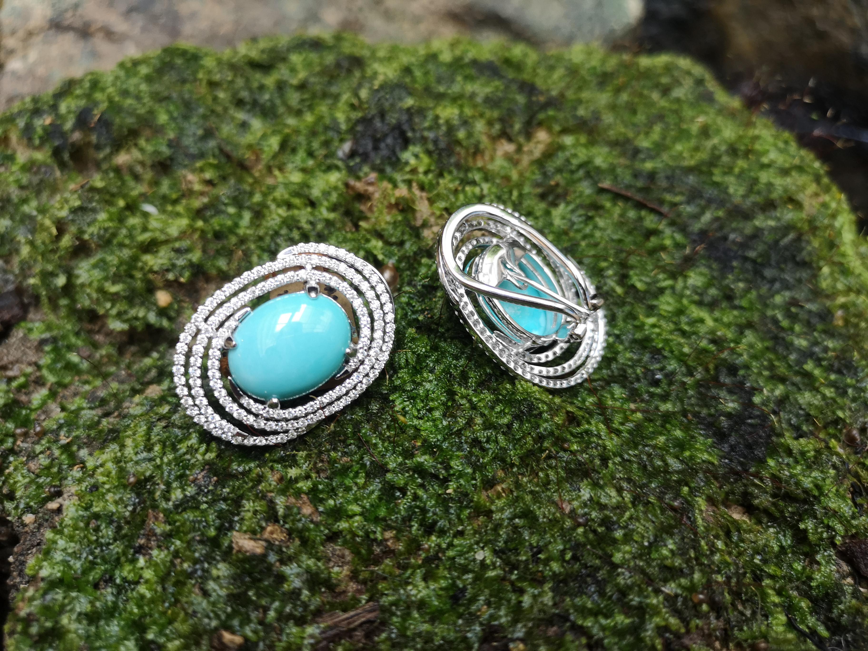 Set di orecchini in turchese e diamanti con montatura in oro bianco 18 carati In condizioni Nuovo in vendita a Bangkok, TH