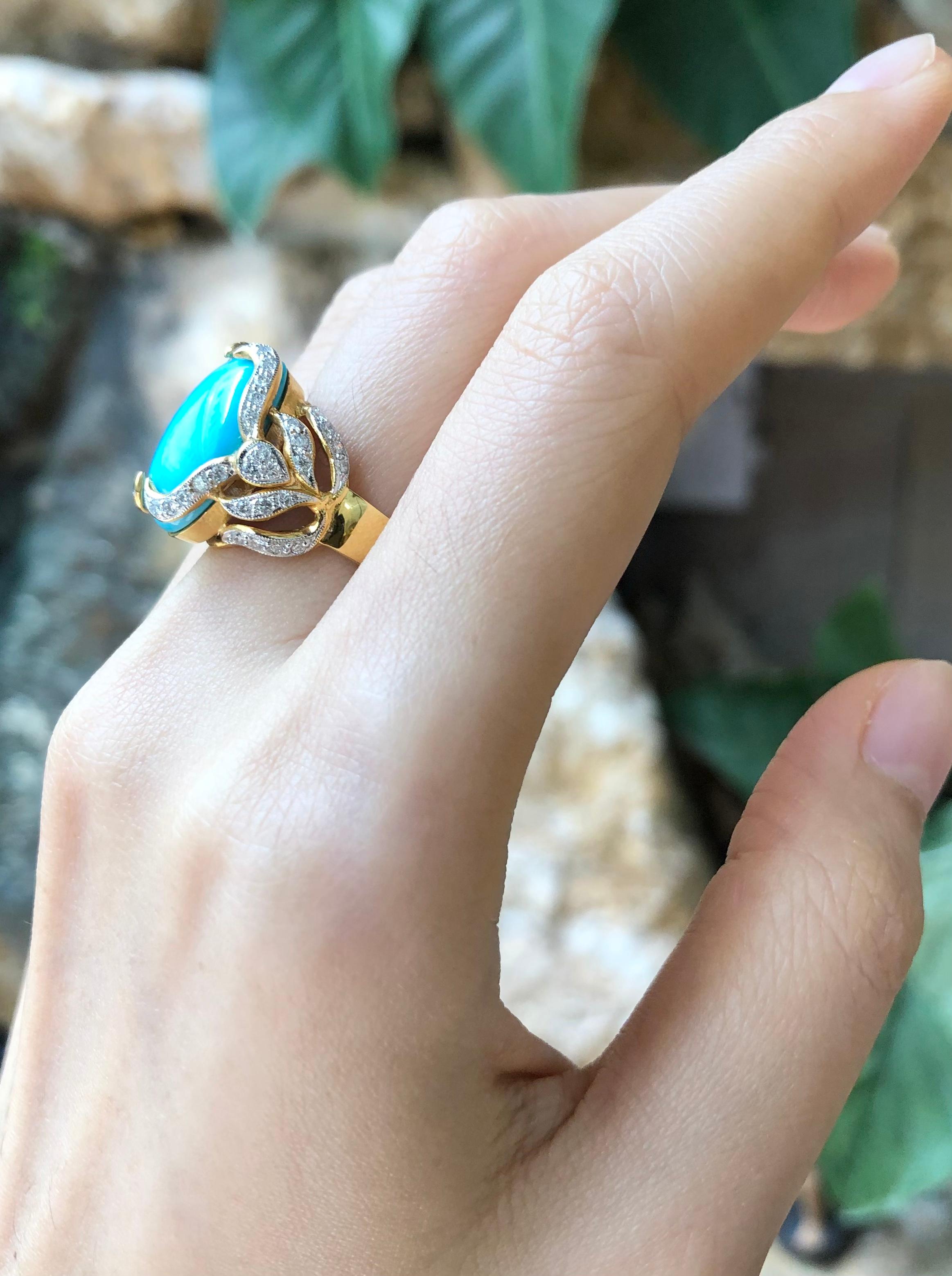 Contemporary Turquoise with Diamond Ring Set in 18 Karat Gold Settings For Sale