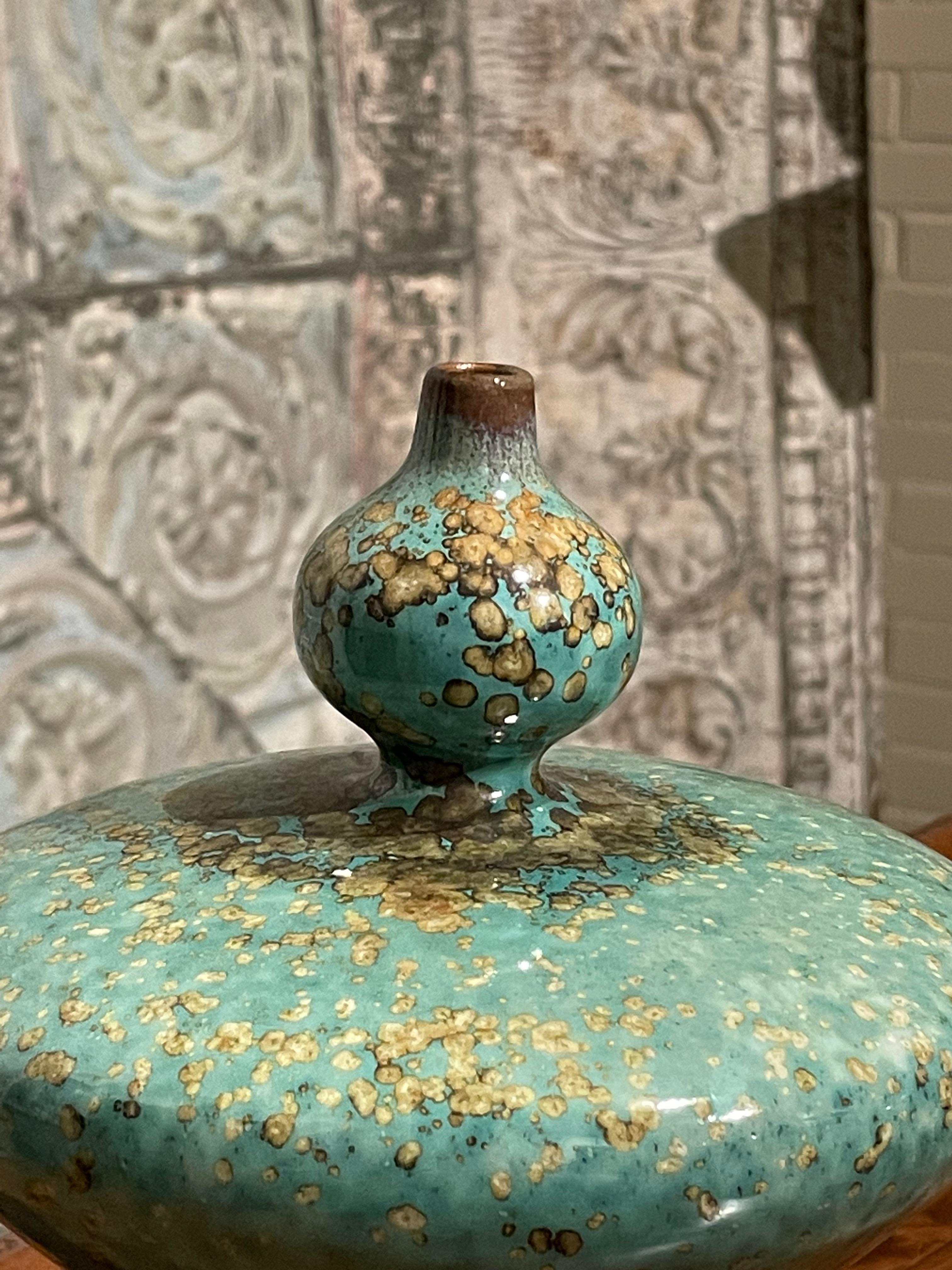 Turquoise with Gold Speckled Glaze Flat Top Vase, China, Contemporary In New Condition In New York, NY