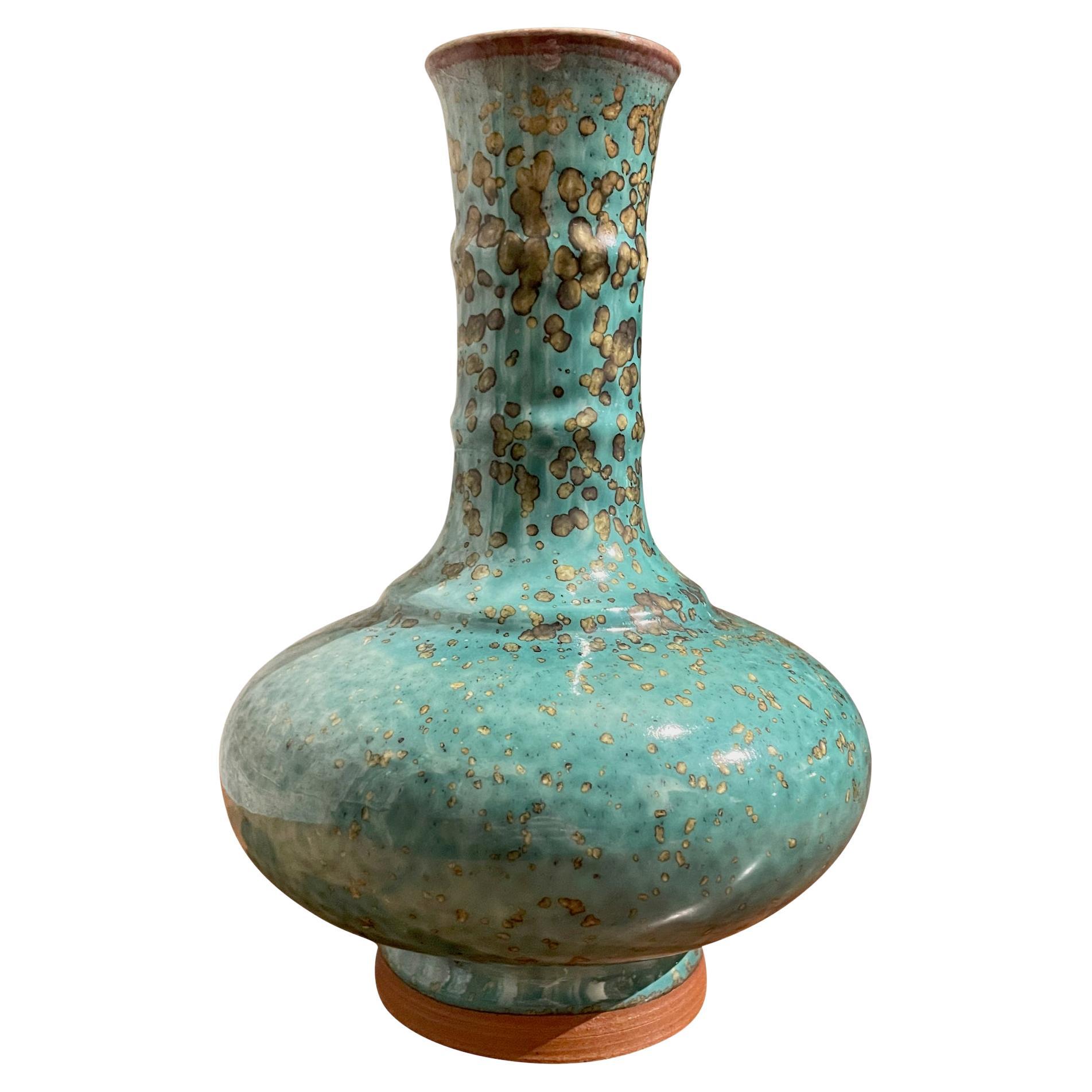 Vase à col tube turquoise avec glaçure mouchetée d'or, Chine, contemporain en vente