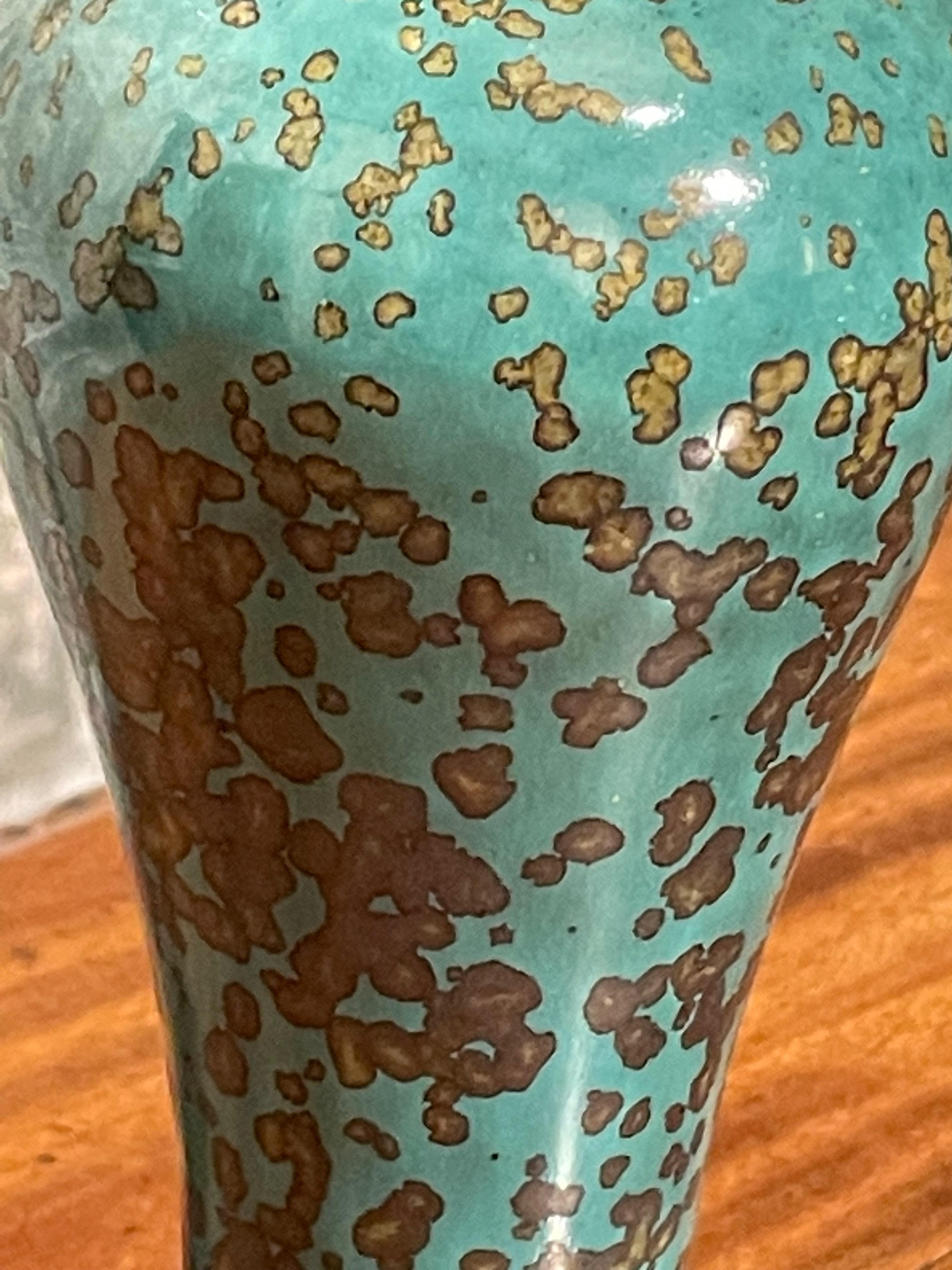 Turquoise with Gold Speckled Glaze Tulip Shape Vase, China, Contemporary In New Condition For Sale In New York, NY