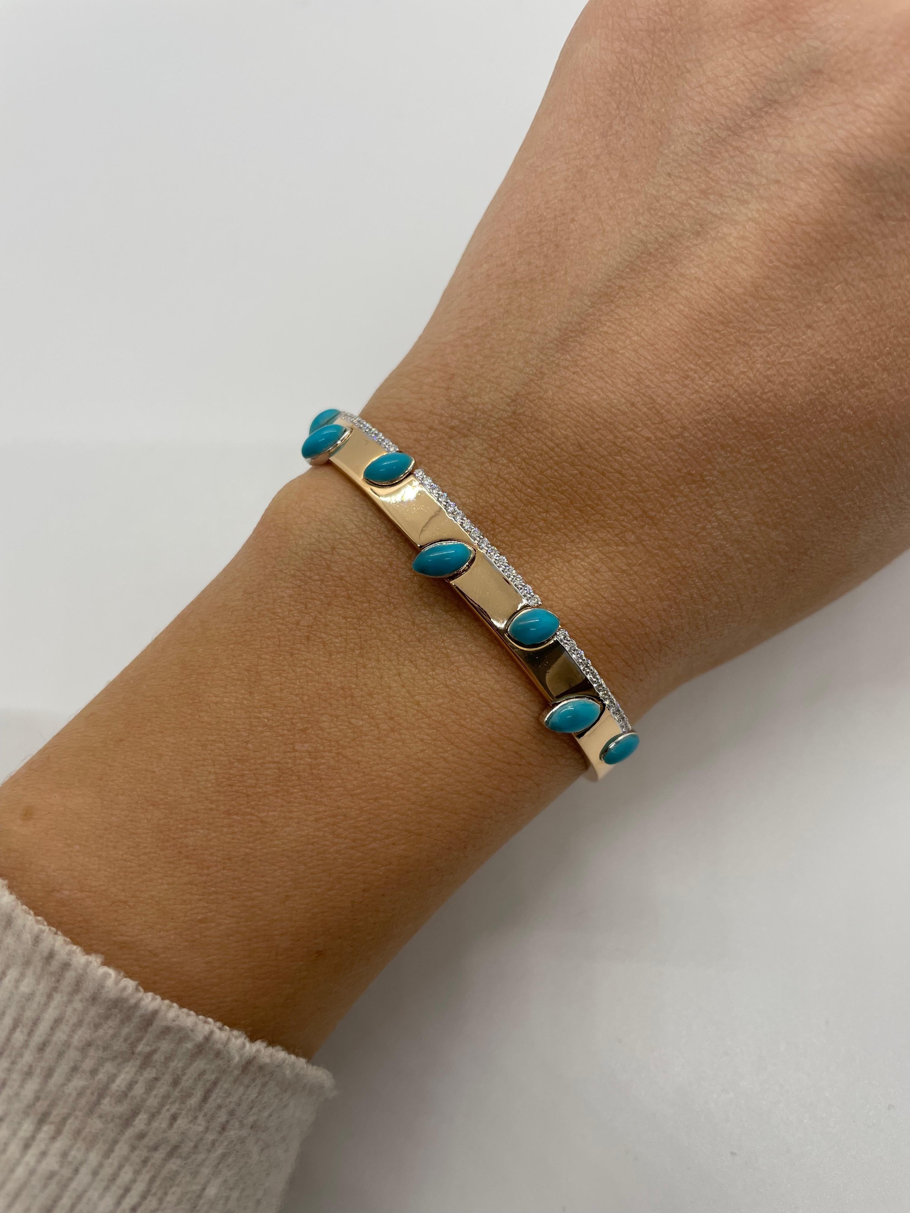 Taille ronde Grand bracelet manchette en or jaune turquoise et diamants 0,42 carat en vente