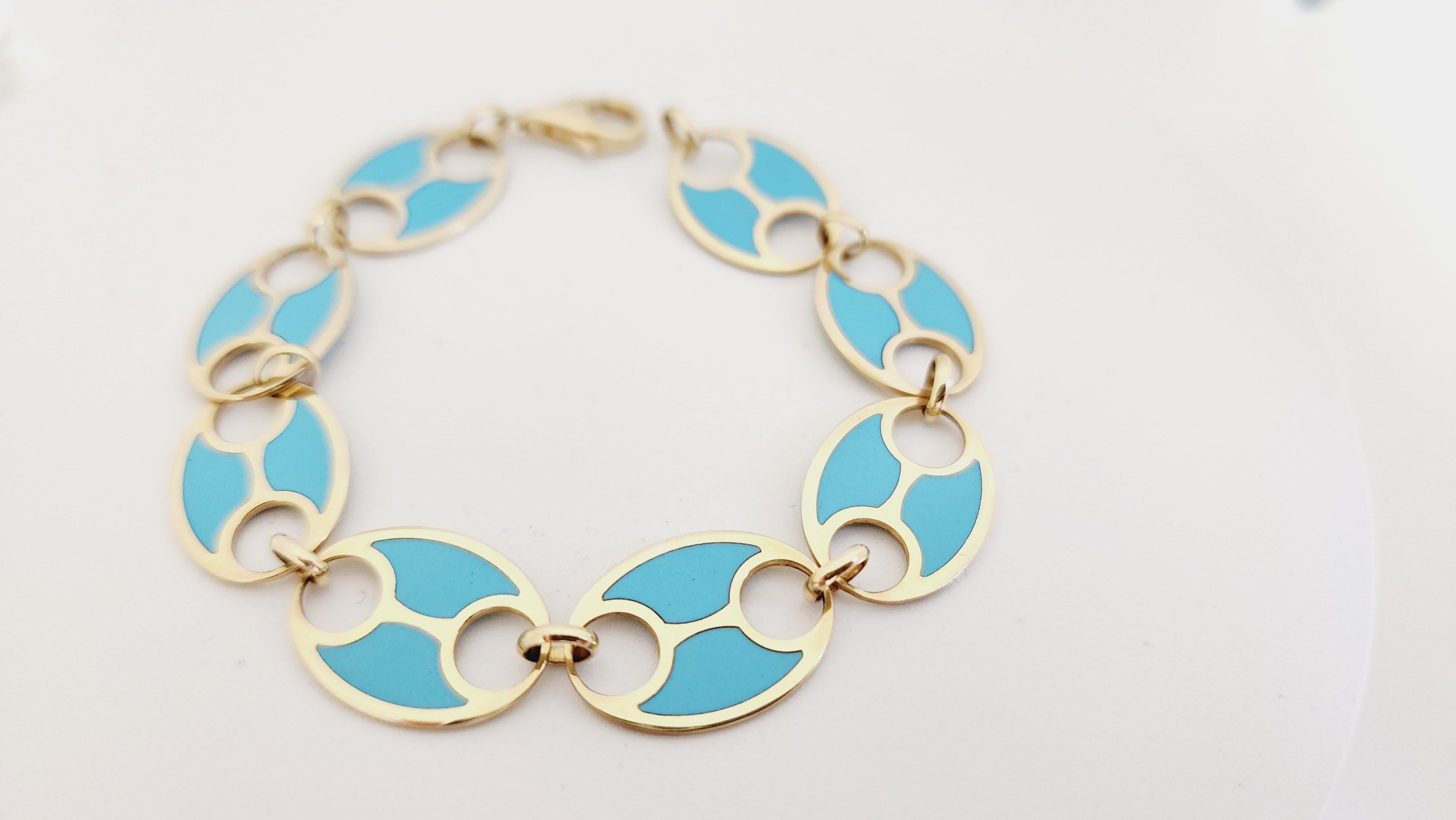 Turquoise Yellow Gold Link Bracelet In New Condition In Great Neck, NY