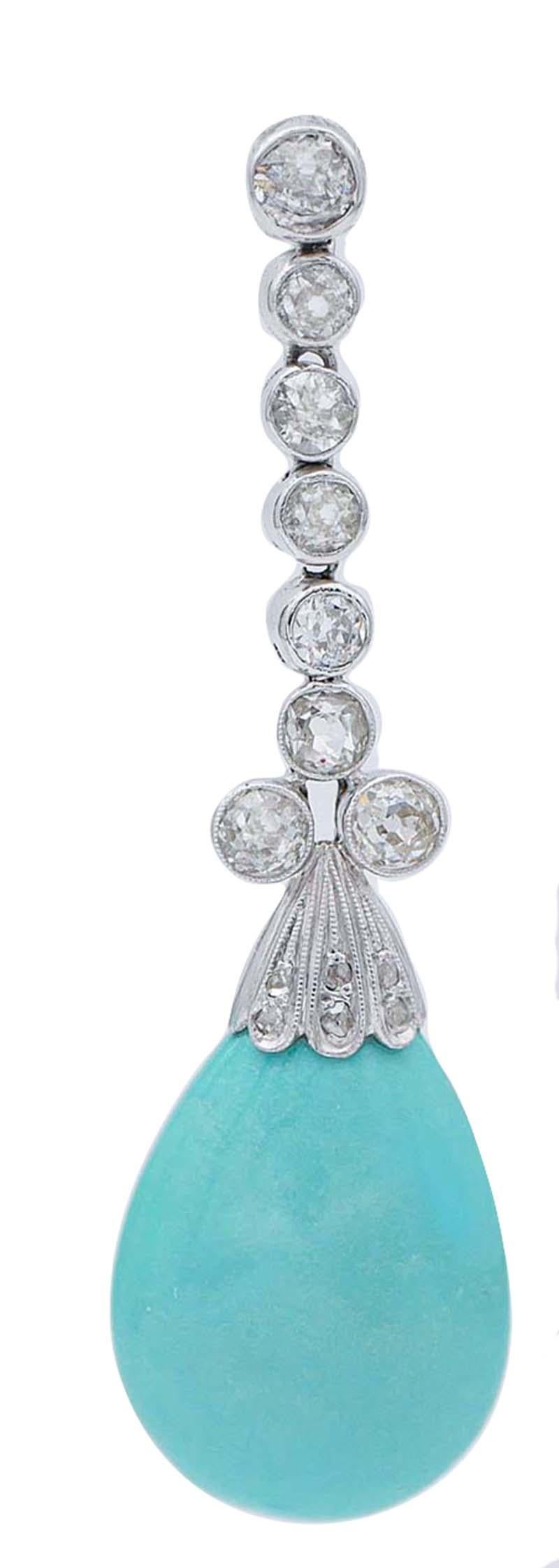 SHIPPING POLICY: 
No additional costs will be added to this order. 
Shipping costs will be totally covered by the seller (customs duties included).

Elegant dangle earrings in 9 karat white gold and silver structure mounted with a rain of diamonds