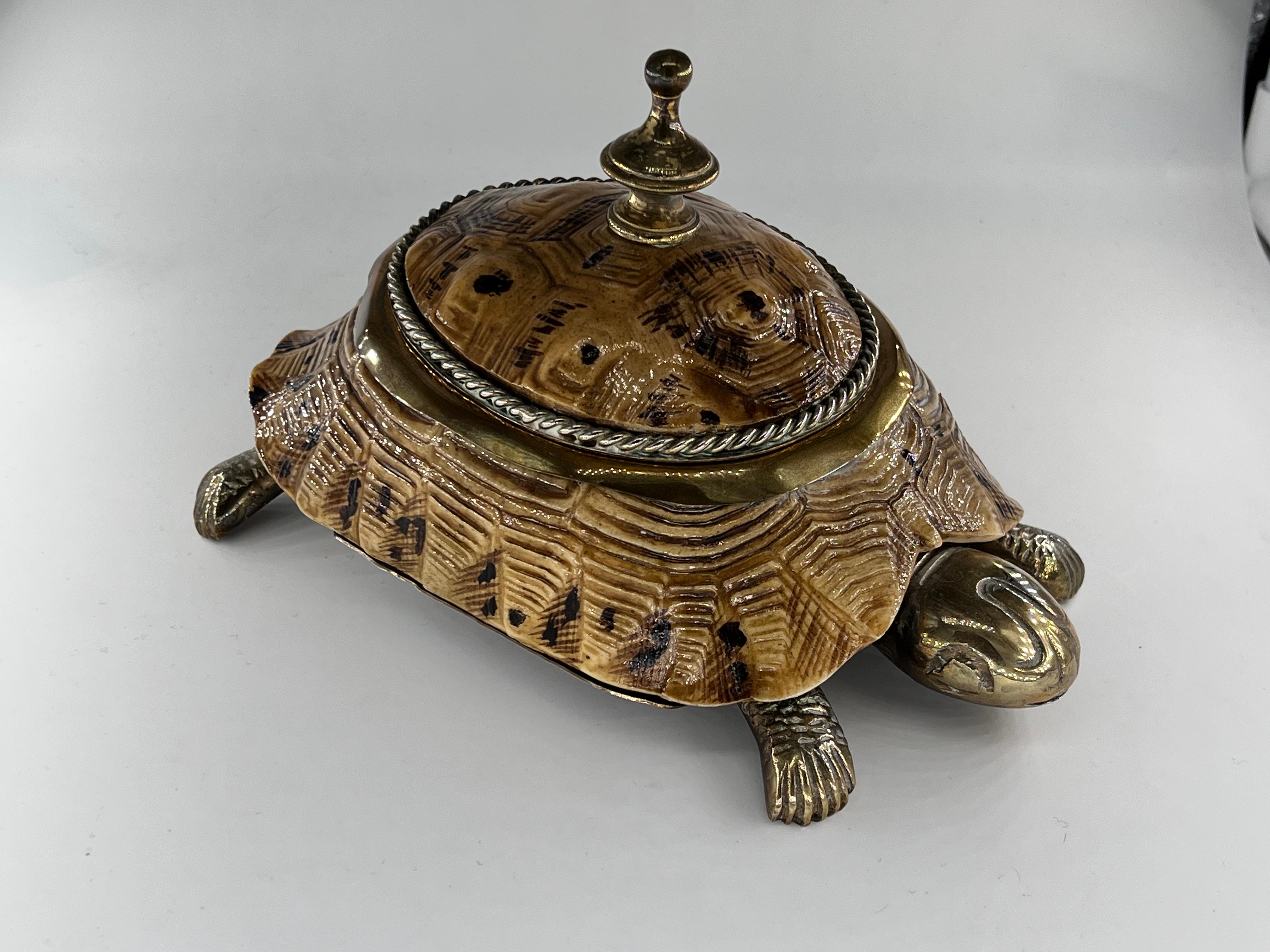 Brass Turtle box in brass and turtle shell - France circa 1970 For Sale