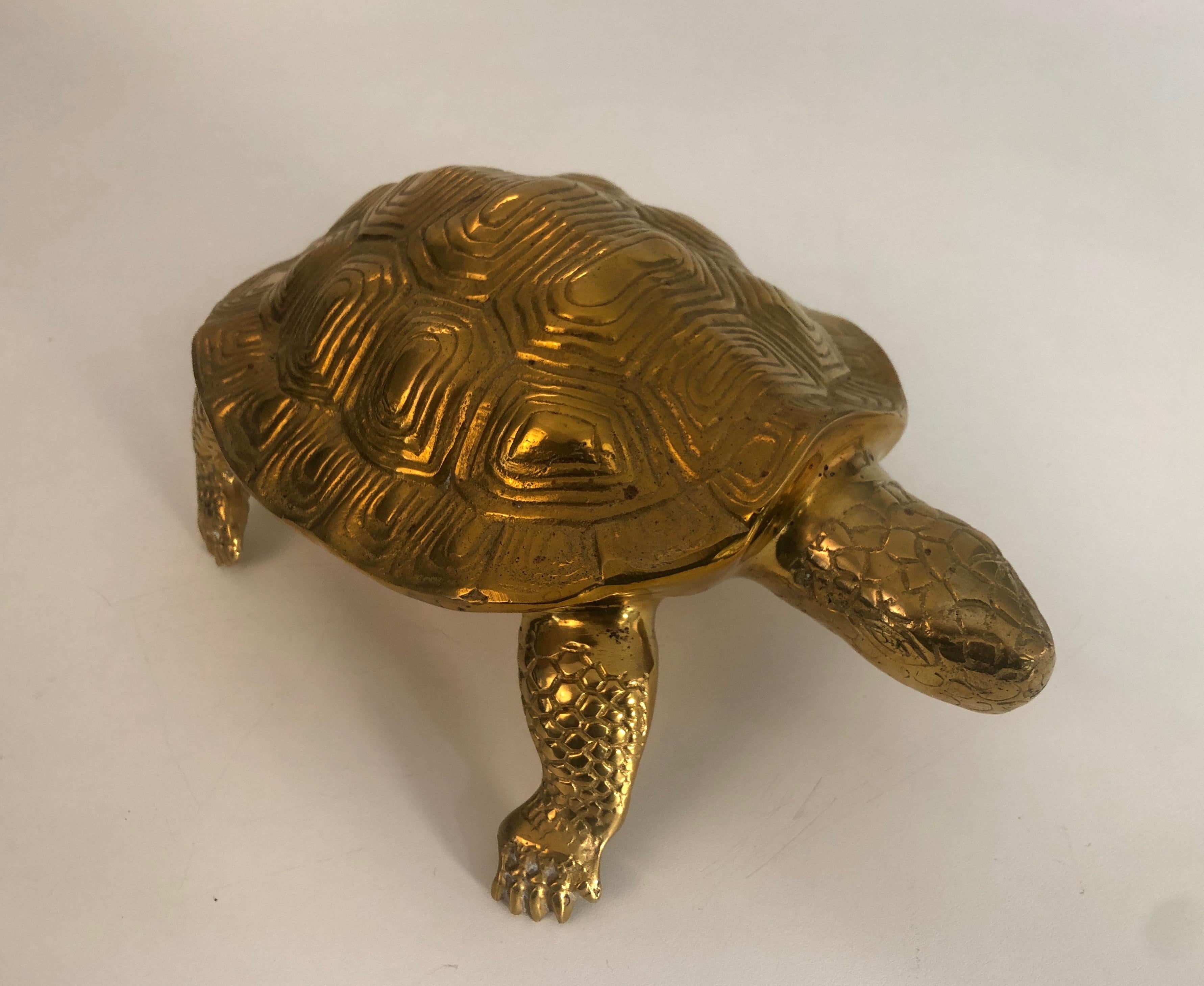 Sculpture française de tortue en laiton, datant d'environ 1970 en vente 8