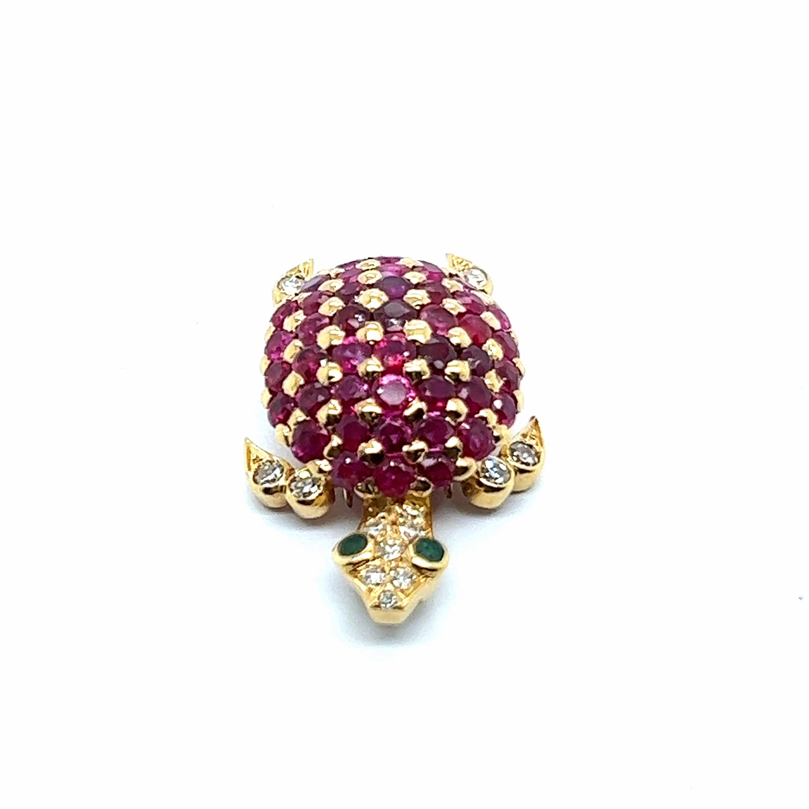 Turtle Brooch with Rubies & Diamonds in 18 Karat Yellow Gold For Sale 11