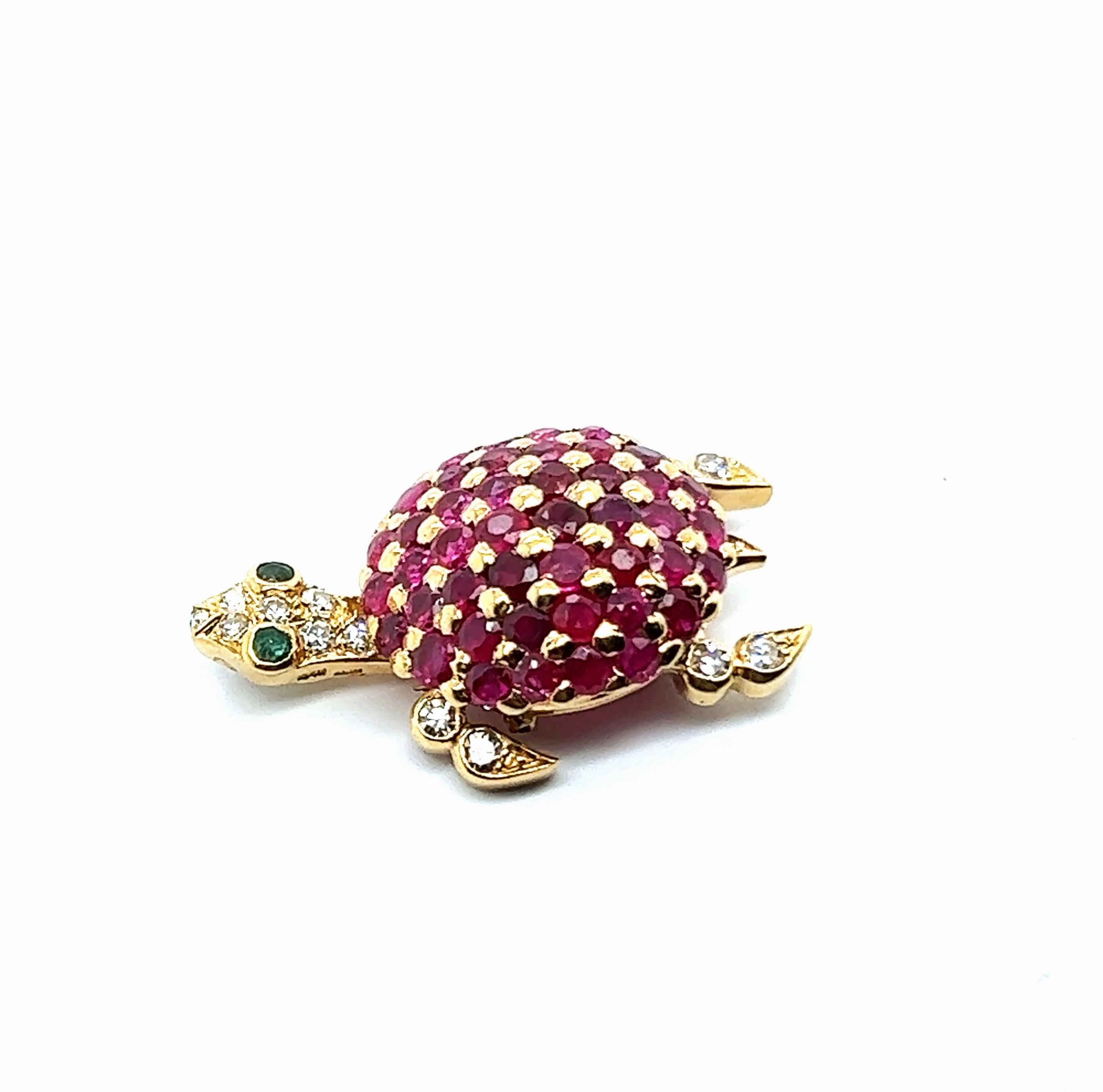 Round Cut Turtle Brooch with Rubies & Diamonds in 18 Karat Yellow Gold For Sale
