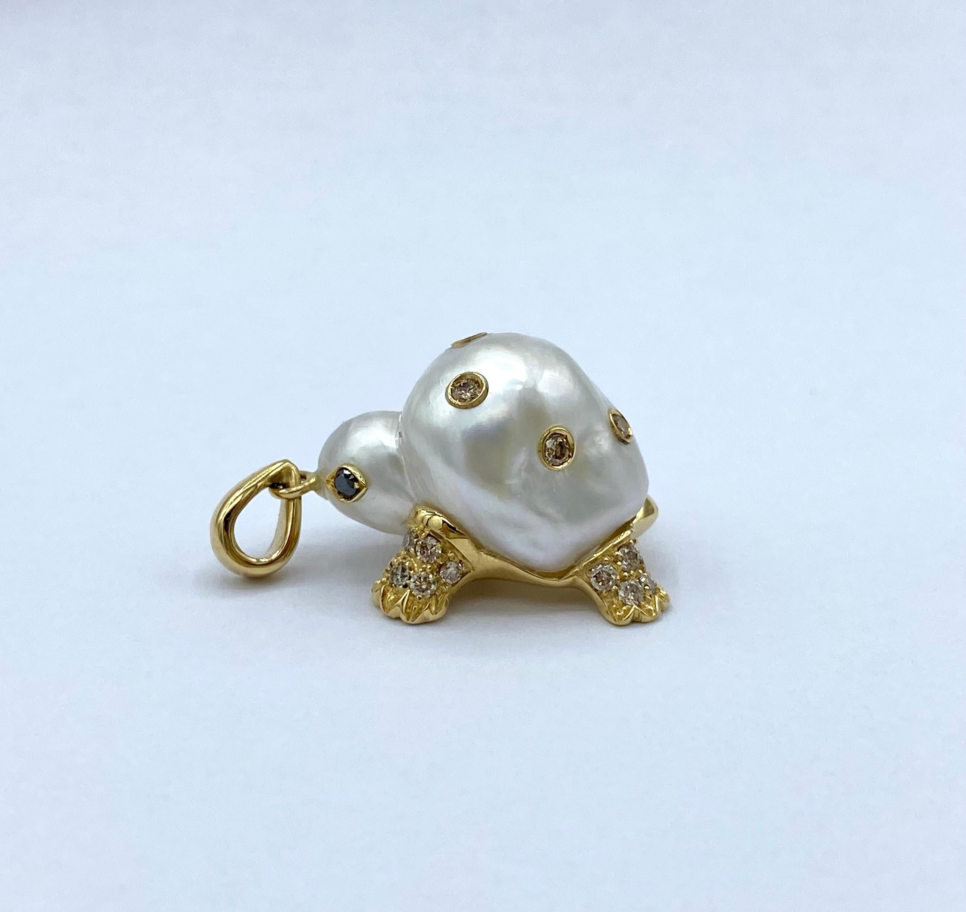 Schildkröte braun schwarzer Diamant 18 Karat australische Perle Gold Anhänger/Halskette  im Angebot 7